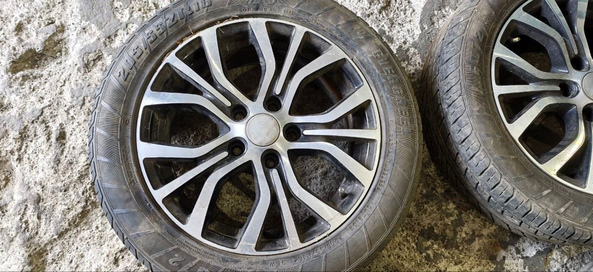 https://ycs.partsauto.market/partsauto-images/thmbs/userImages/cb9901e562a4f410bd4f9bf80c21d094/part/dbd23186-6210-4ec1-ad93-f882598912b6_1788409305334.jpg