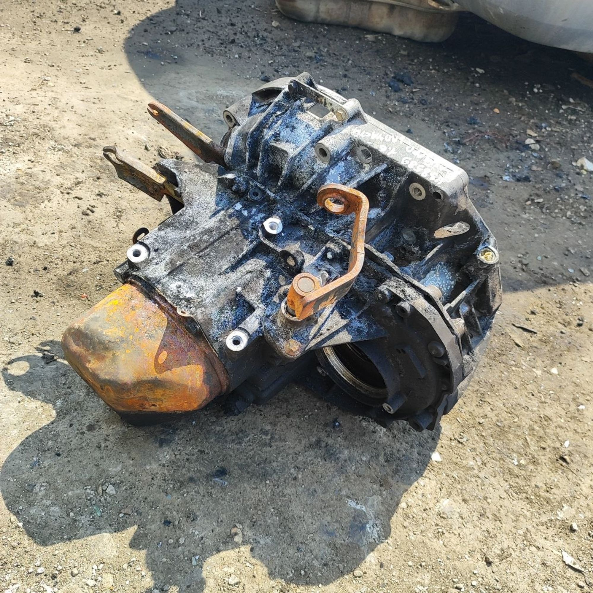 https://ycs.partsauto.market/partsauto-images/thmbs/userImages/cb9901e562a4f410bd4f9bf80c21d094/part/dc1e0daf-907c-4089-a56e-40e586b002cd_1778577119529.jpg