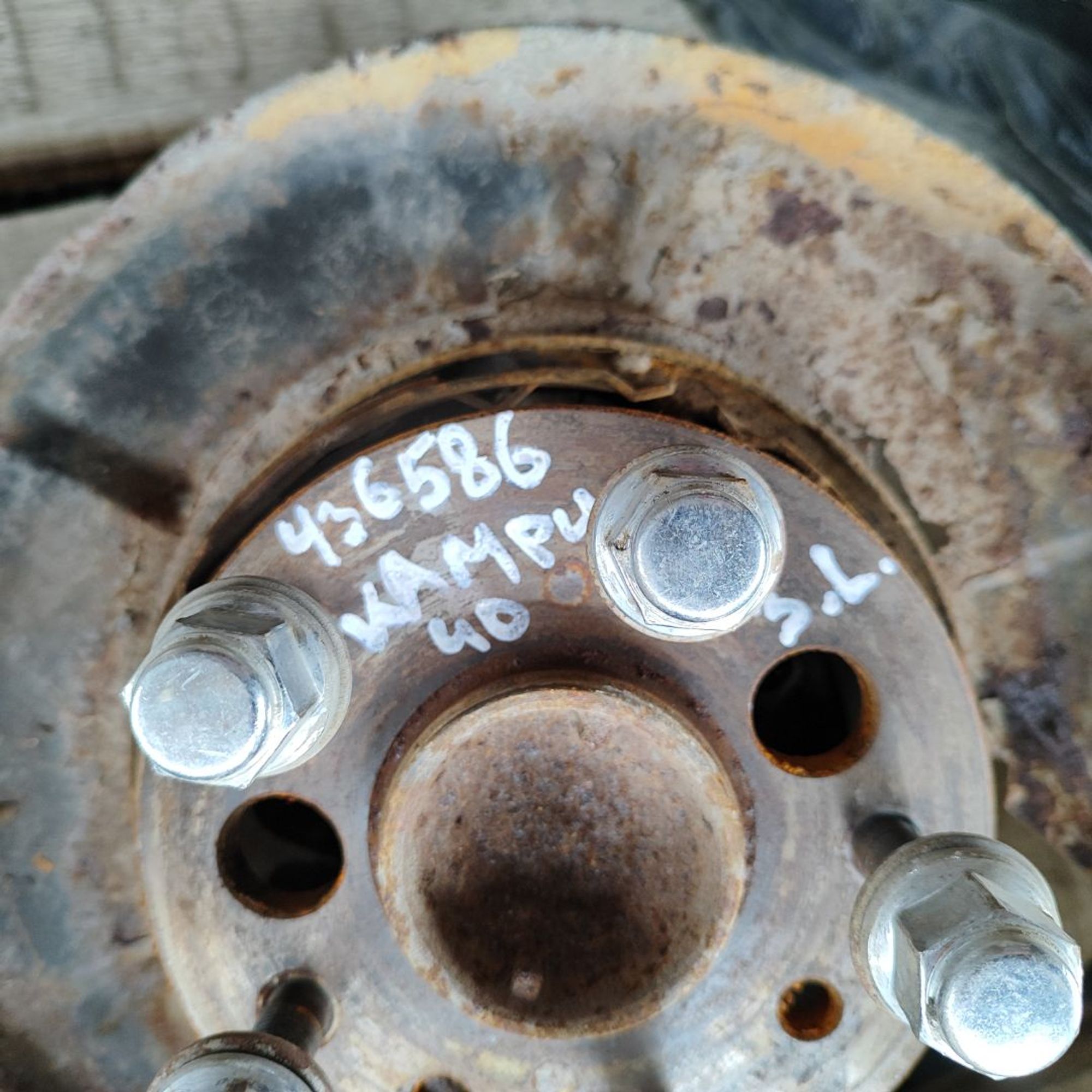 https://ycs.partsauto.market/partsauto-images/thmbs/userImages/cb9901e562a4f410bd4f9bf80c21d094/part/e7c14fe1-aed9-4a65-bbfc-05c4a9e0a08a_1782808868592.jpg