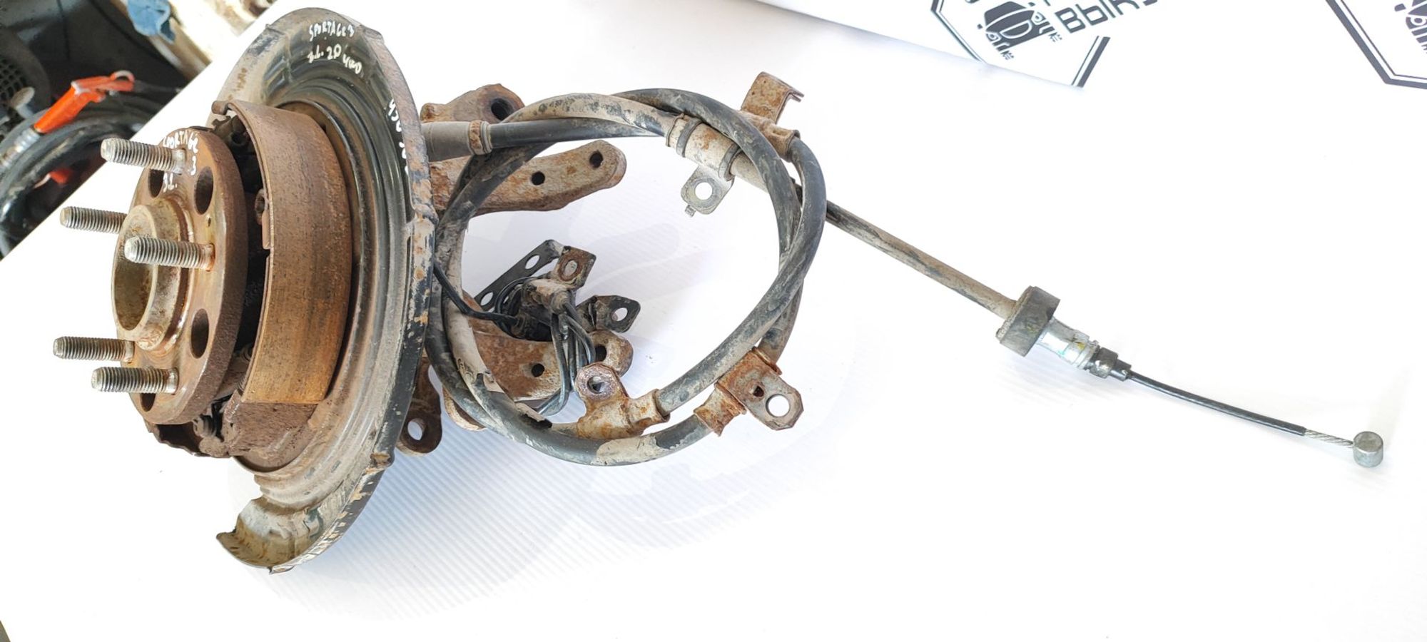 https://ycs.partsauto.market/partsauto-images/thmbs/userImages/cb9901e562a4f410bd4f9bf80c21d094/part/f24e91e5-fe10-462c-8b0f-ad0d872a5141_1776154469830.jpg