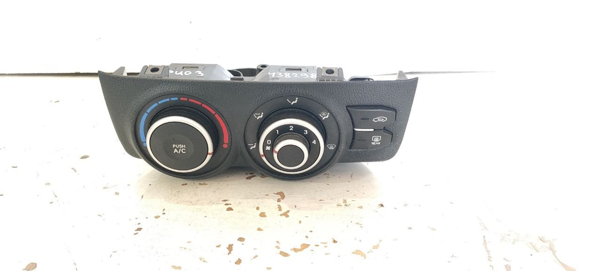 https://ycs.partsauto.market/partsauto-images/thmbs/userImages/cb9901e562a4f410bd4f9bf80c21d094/part/f3cb2f49-c071-4481-ae2a-4d72dd77ccdc_1775546270656.jpg