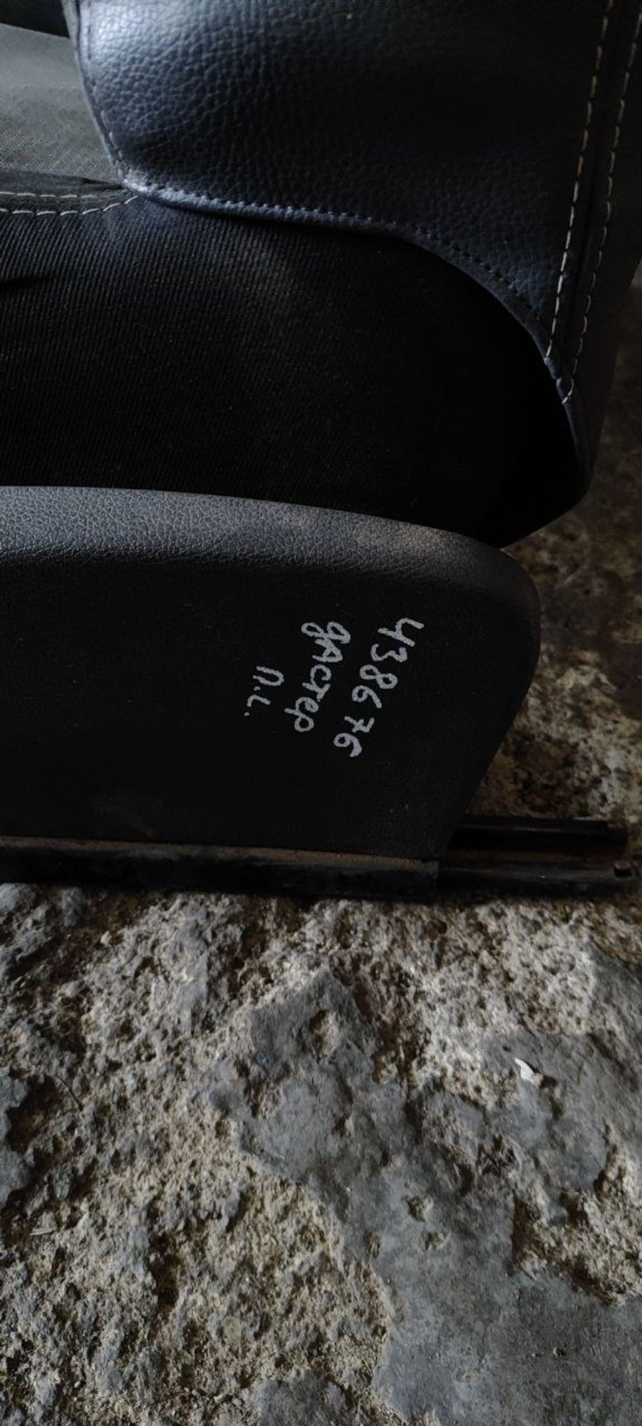 https://ycs.partsauto.market/partsauto-images/thmbs/userImages/cb9901e562a4f410bd4f9bf80c21d094/part/f5bcedb0-3d9a-4977-bfa0-59b9bcf987c3_1779870689500.jpg