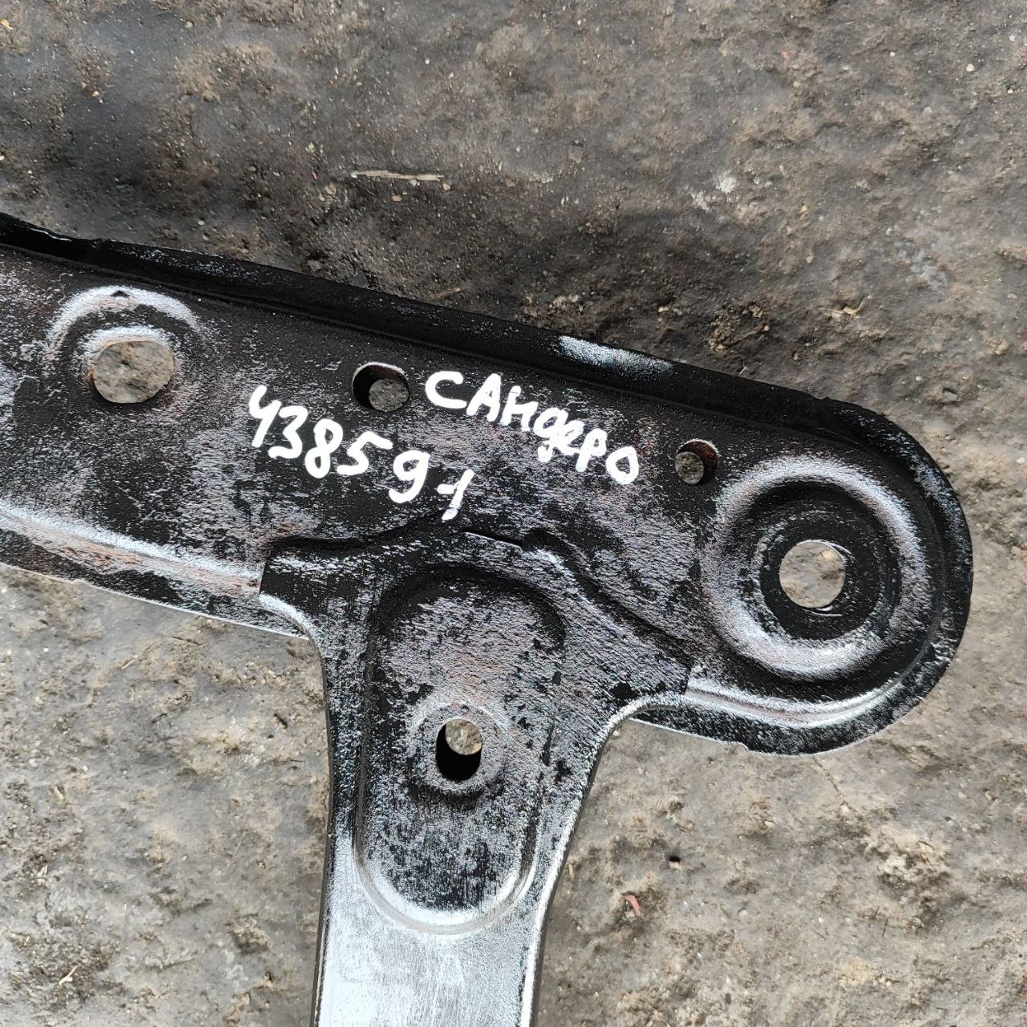 https://ycs.partsauto.market/partsauto-images/thmbs/userImages/cb9901e562a4f410bd4f9bf80c21d094/part/f8ecc7ee-ba87-45b0-9f69-65c52a0050f6_1778577613361.jpg
