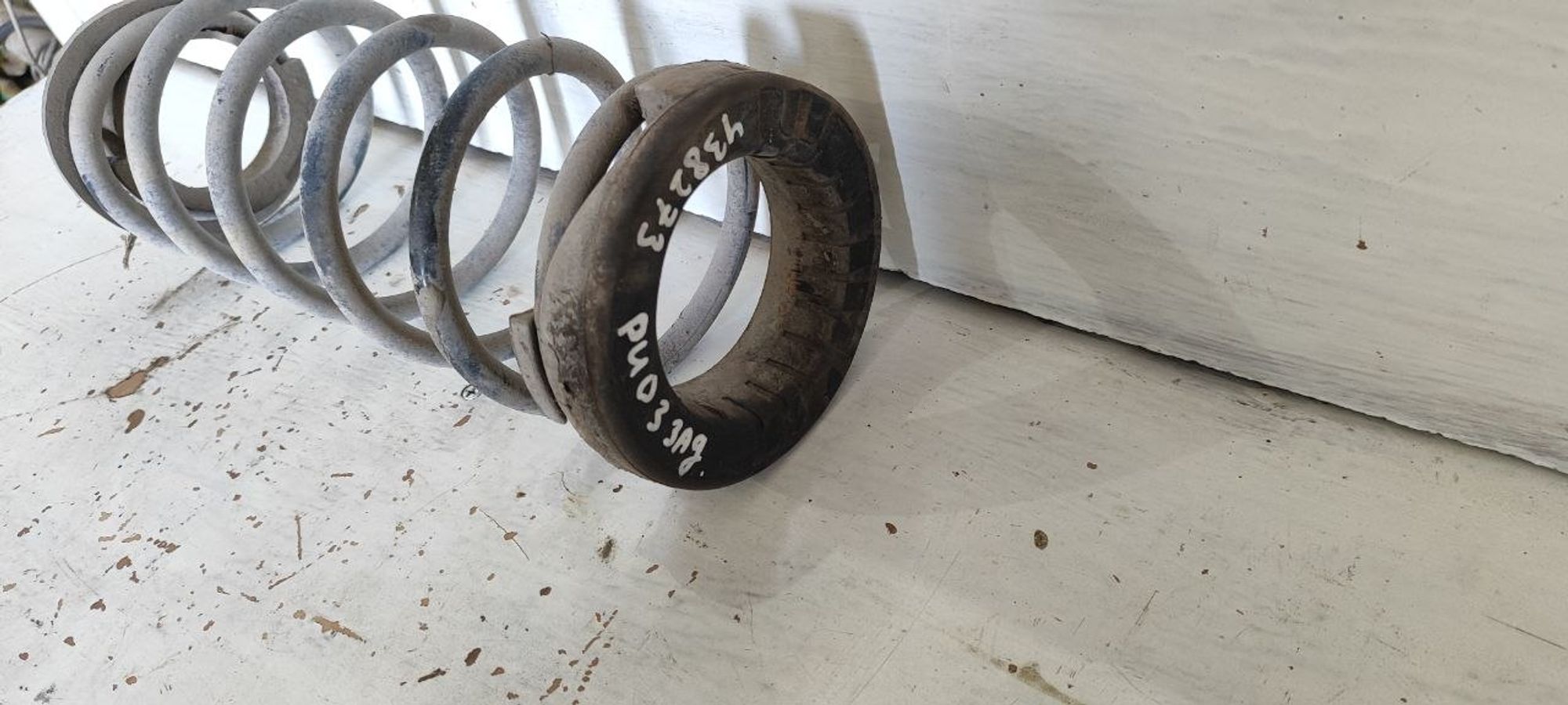 https://ycs.partsauto.market/partsauto-images/thmbs/userImages/cb9901e562a4f410bd4f9bf80c21d094/part/f8fc3f65-1964-4f2e-aa37-c187495c686b_1775539356862.jpg