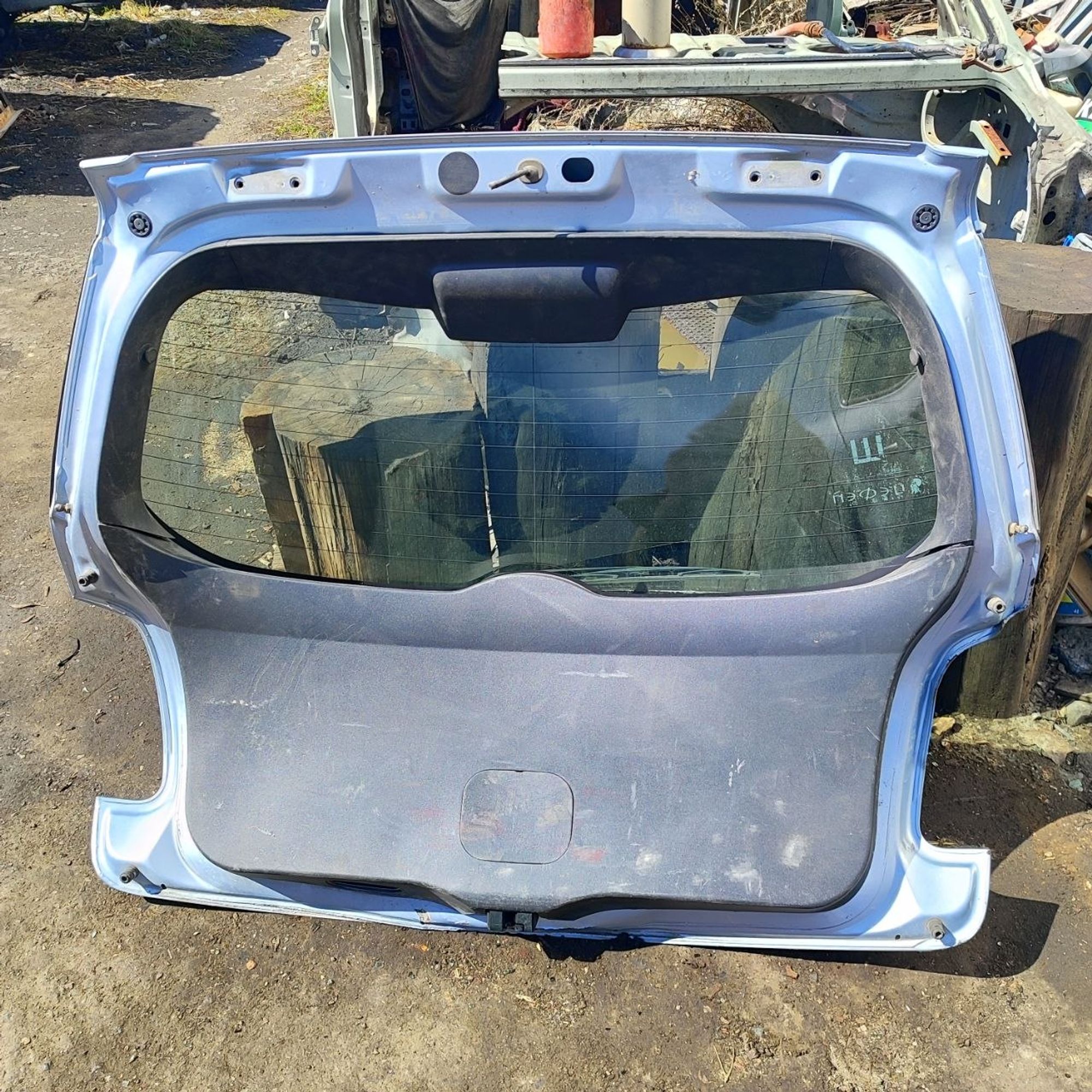 https://ycs.partsauto.market/partsauto-images/thmbs/userImages/cb9901e562a4f410bd4f9bf80c21d094/part/f9dc7406-fc20-49f2-b8c9-6cf598085b2a_1777531883023.jpg