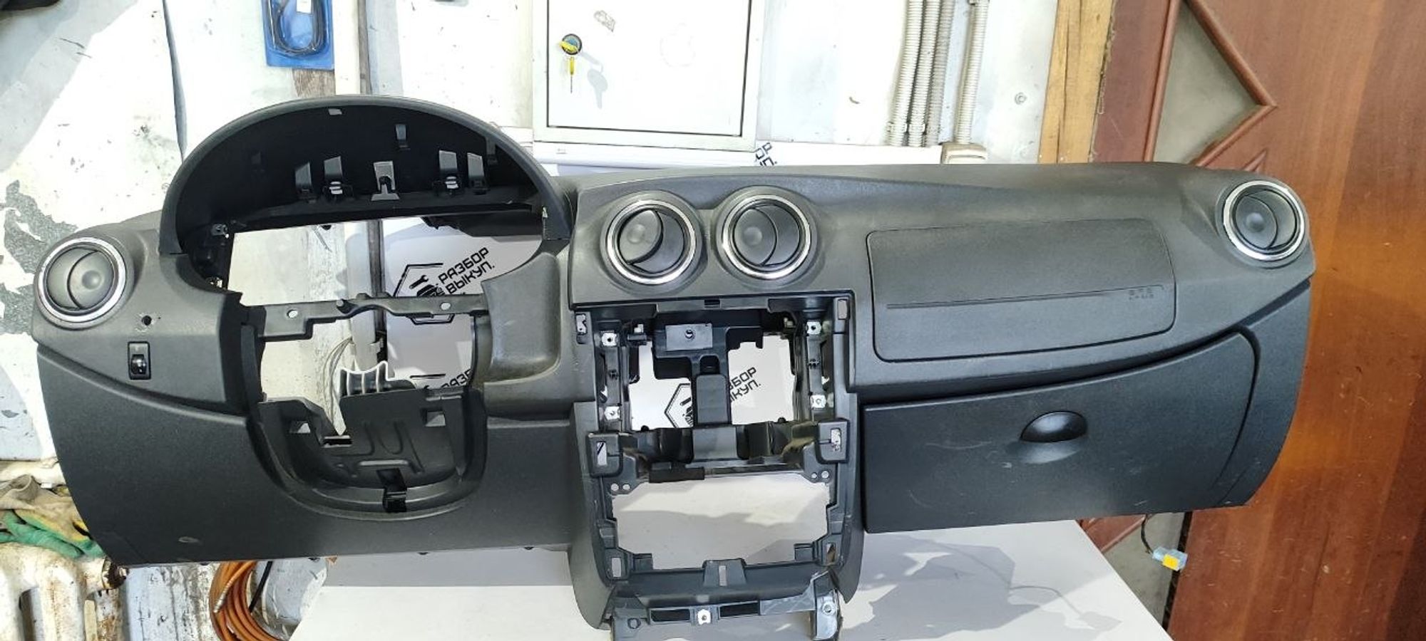 https://ycs.partsauto.market/partsauto-images/thmbs/userImages/cb9901e562a4f410bd4f9bf80c21d094/part/fdb32078-5776-4509-9fa3-069de66d820e_1782733898584.jpg