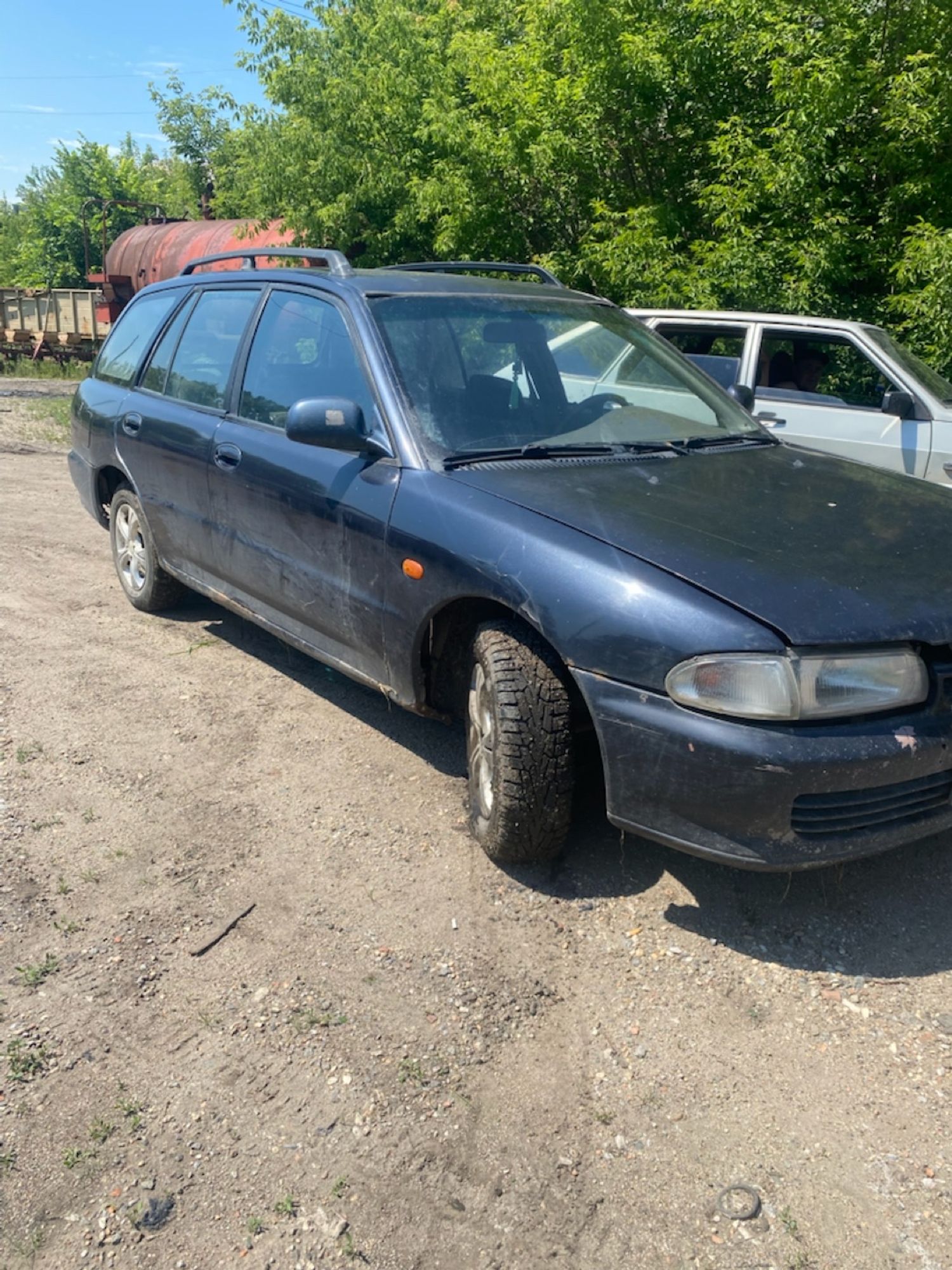 https://ycs.partsauto.market/partsauto-images/thmbs/userImages/cca1856e256b5441544f9aba03b424a6/car/1474a841-64b6-436f-b903-11ad435a1a69_1781768752141.jpg