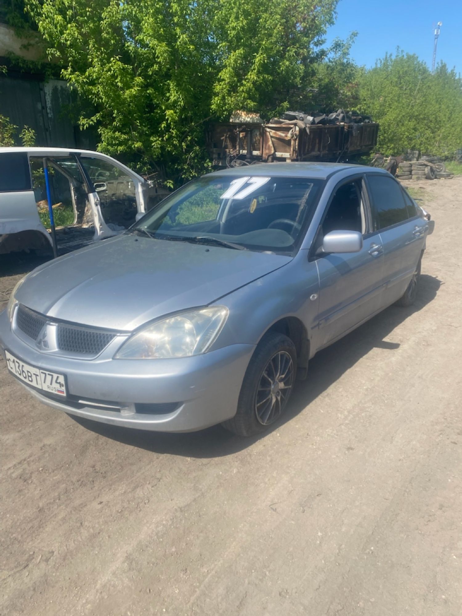 https://ycs.partsauto.market/partsauto-images/thmbs/userImages/cca1856e256b5441544f9aba03b424a6/car/303feb07-9784-45ef-b8f4-42eb7a1adf13_1779179958267.jpg
