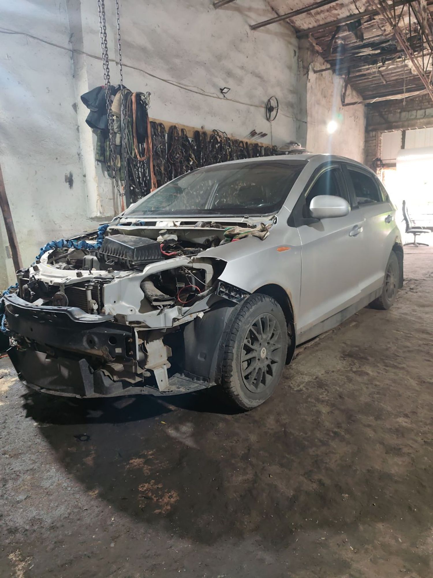 https://ycs.partsauto.market/partsauto-images/thmbs/userImages/cca1856e256b5441544f9aba03b424a6/car/6ca34f2c-b021-4ec4-93a4-52d379a4e45e_1780741405301.jpg