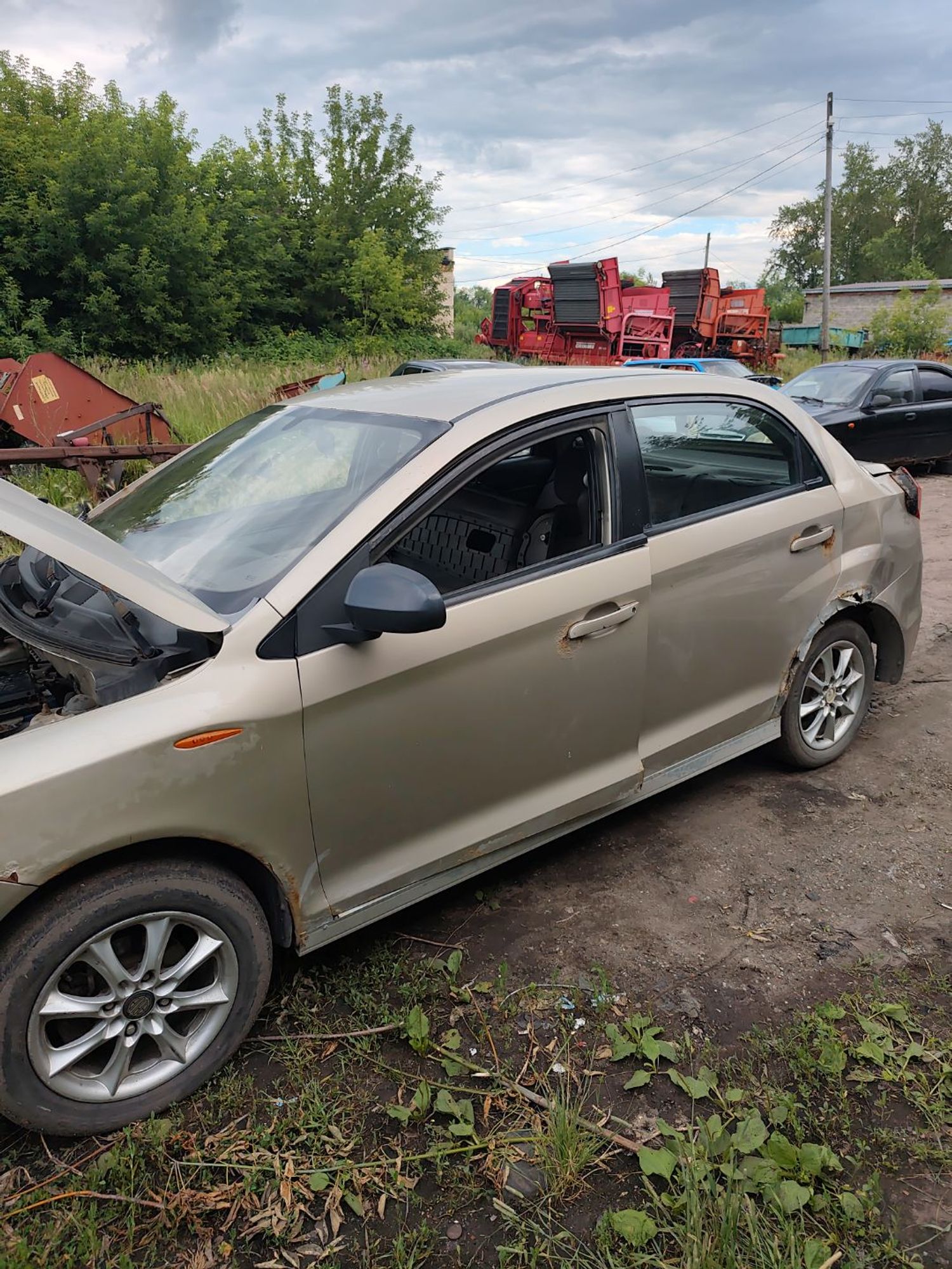 https://ycs.partsauto.market/partsauto-images/thmbs/userImages/cca1856e256b5441544f9aba03b424a6/car/a6a7e246-76bf-463f-b35d-718dcd21045a_1782907554156.jpg