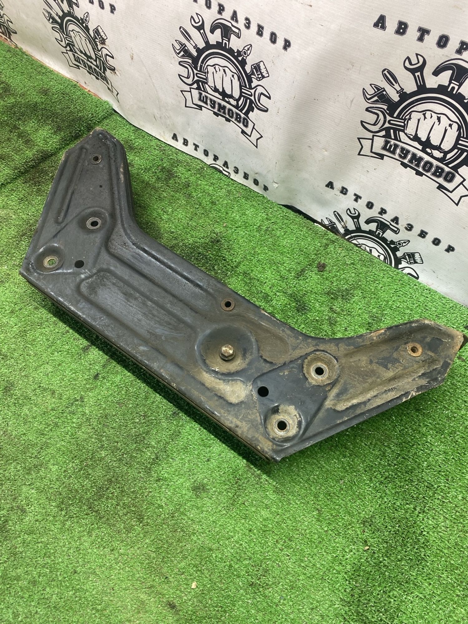 https://ycs.partsauto.market/partsauto-images/thmbs/userImages/cca1856e256b5441544f9aba03b424a6/part/01581e48-f9bd-4816-858e-dd895c6af6b0_1779090432776.jpg
