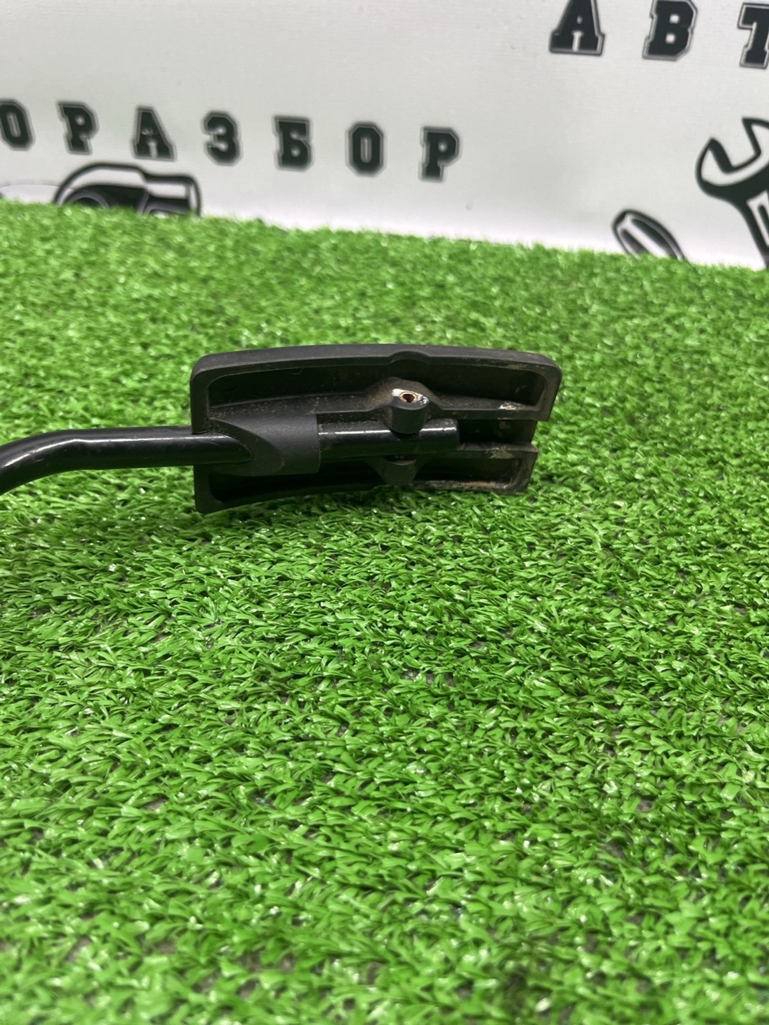 https://ycs.partsauto.market/partsauto-images/thmbs/userImages/cca1856e256b5441544f9aba03b424a6/part/03f955b9-804a-4439-8e22-6345926506fc_1781085936037.jpg
