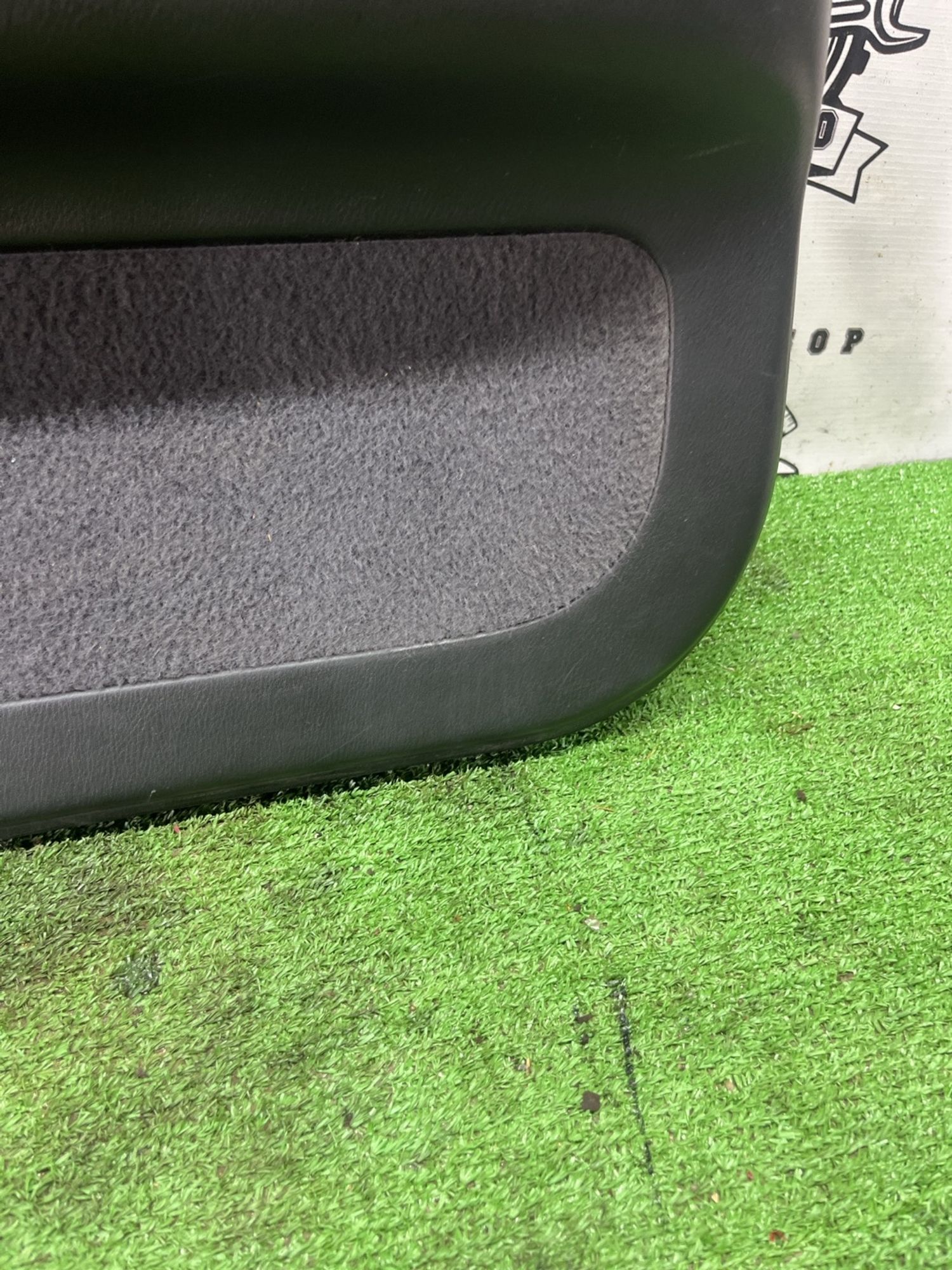 https://ycs.partsauto.market/partsauto-images/thmbs/userImages/cca1856e256b5441544f9aba03b424a6/part/049d012f-0ad9-4bbb-9830-87b63c6208bd_1778235605888.jpg