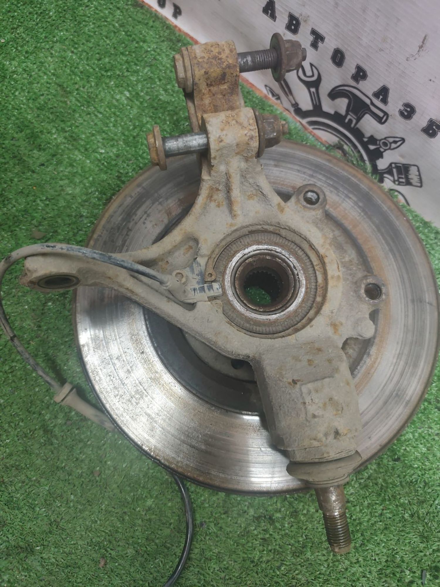 https://ycs.partsauto.market/partsauto-images/thmbs/userImages/cca1856e256b5441544f9aba03b424a6/part/04d196ee-8c00-42d2-b706-1552103d216c_1777783562638.jpg