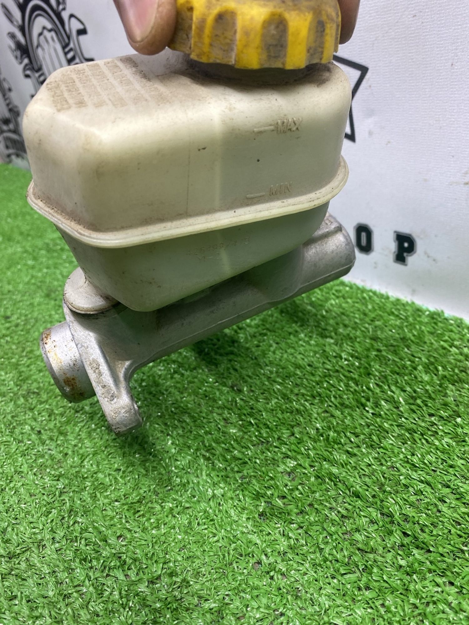 https://ycs.partsauto.market/partsauto-images/thmbs/userImages/cca1856e256b5441544f9aba03b424a6/part/04ece435-413d-4f04-9461-c6bc076b3fba_1787311809601.jpg