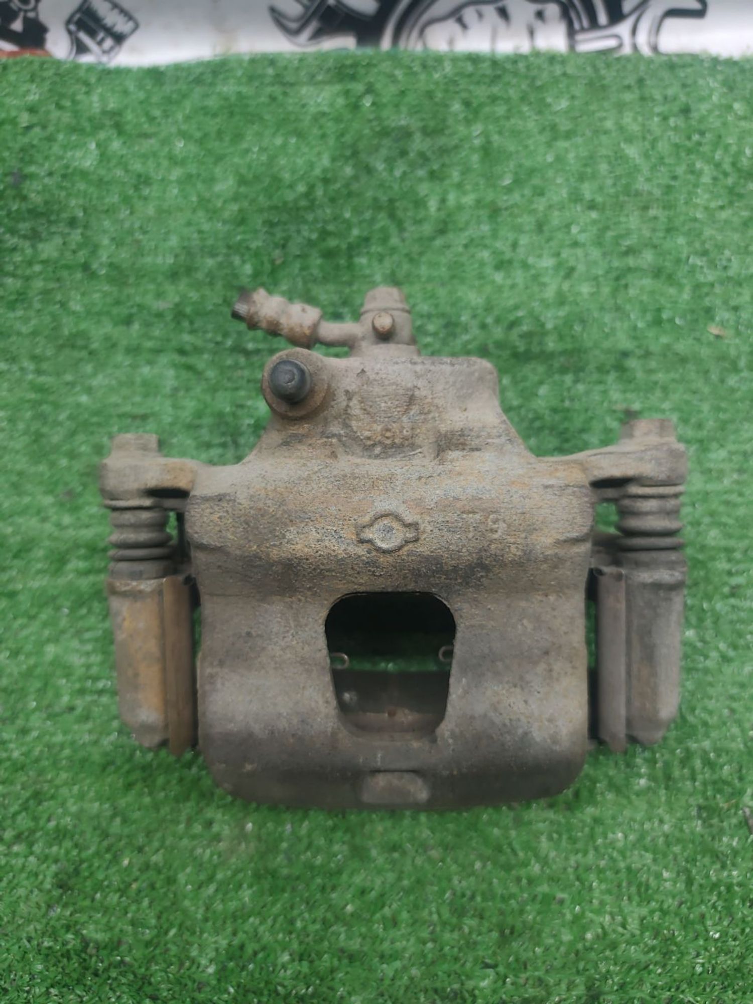 https://ycs.partsauto.market/partsauto-images/thmbs/userImages/cca1856e256b5441544f9aba03b424a6/part/050c2f62-d13c-4824-82be-c1d77b095c91_1789380258546.jpg