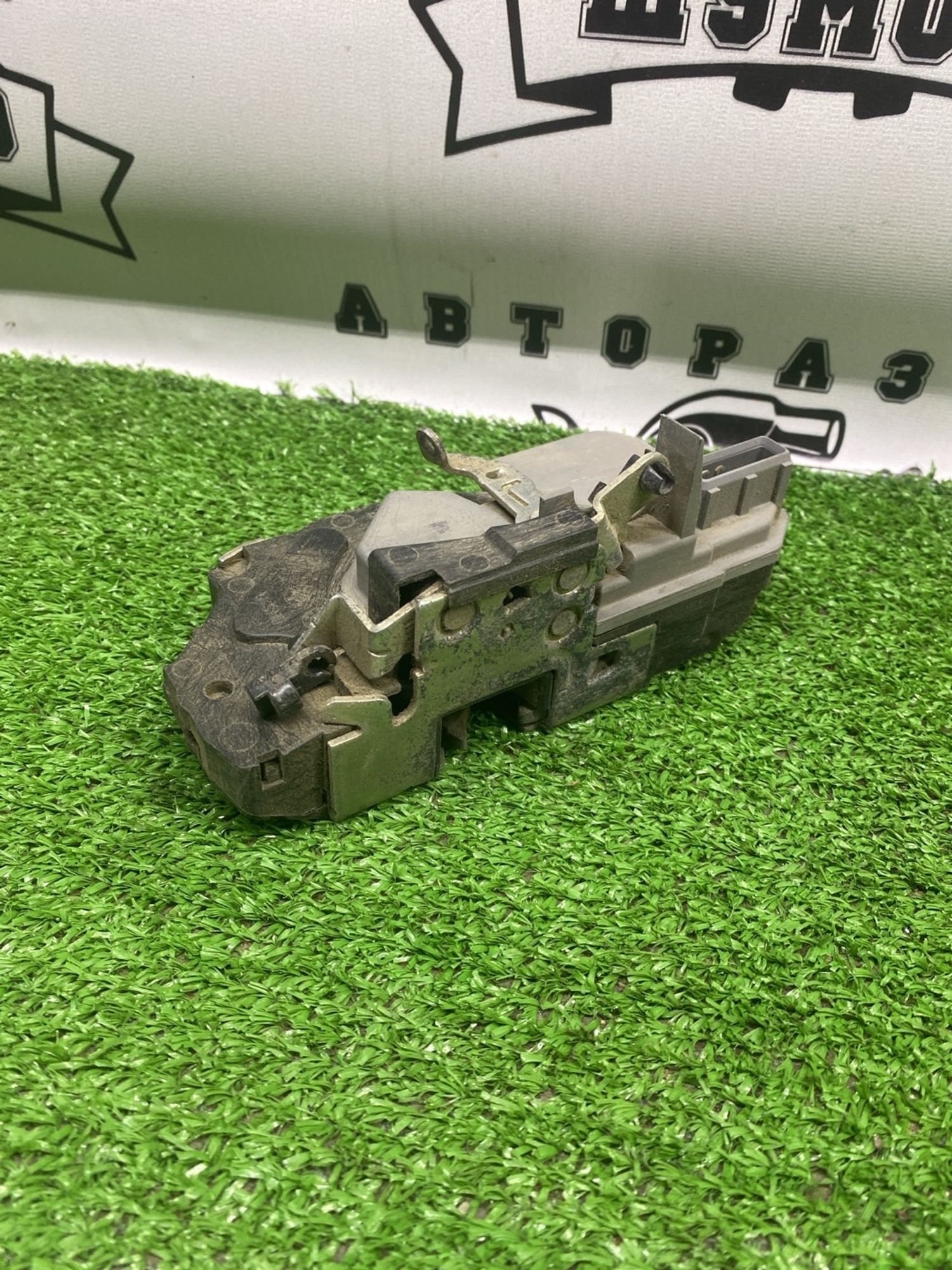 https://ycs.partsauto.market/partsauto-images/thmbs/userImages/cca1856e256b5441544f9aba03b424a6/part/0595fb12-f3ea-4a98-a773-0a7d7a0577fc_1782988930158.jpg