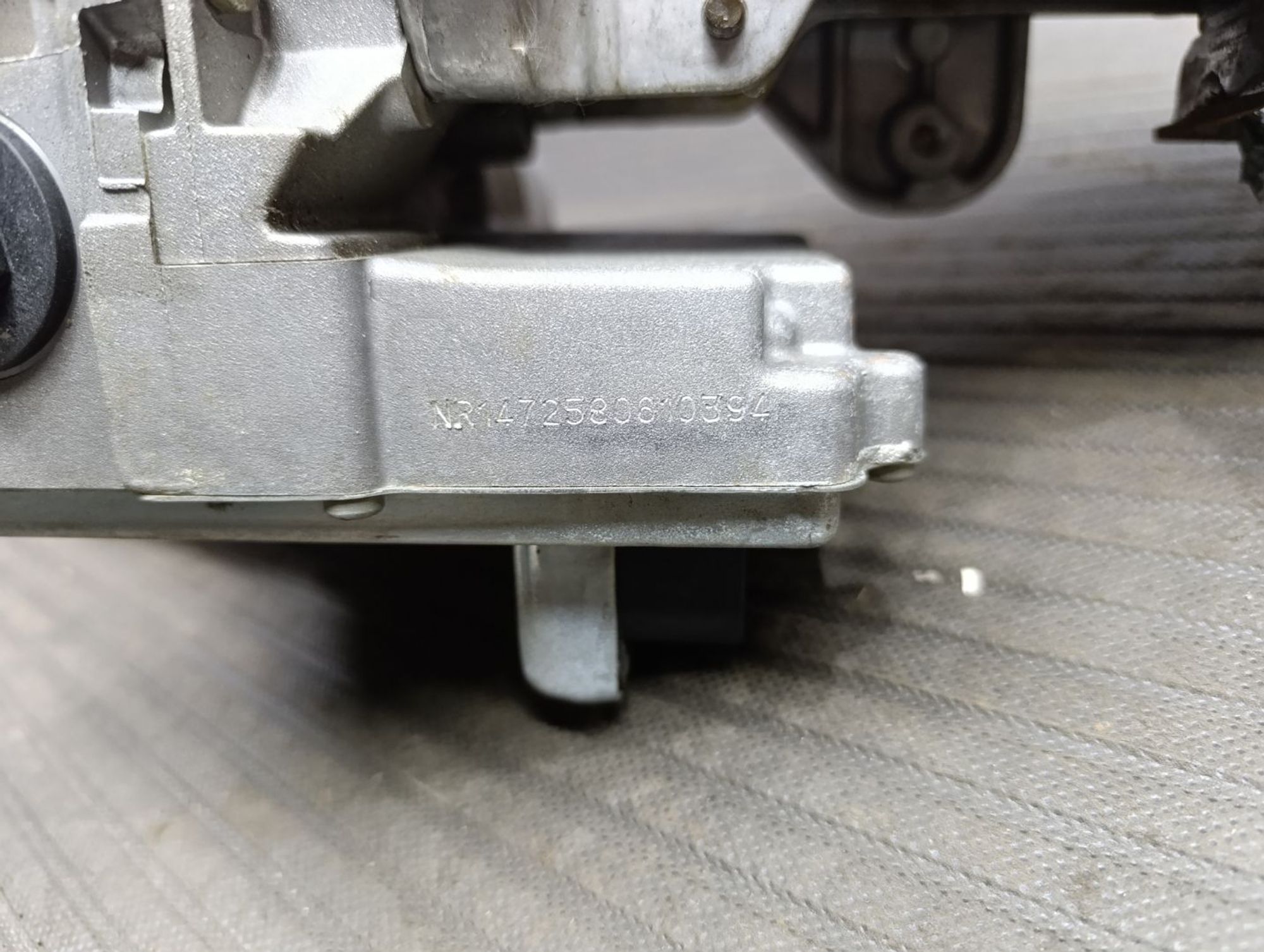 https://ycs.partsauto.market/partsauto-images/thmbs/userImages/cca1856e256b5441544f9aba03b424a6/part/066b2b1d-f14e-4d6f-a1d1-17ac5466ee6f_1744565327252.jpg