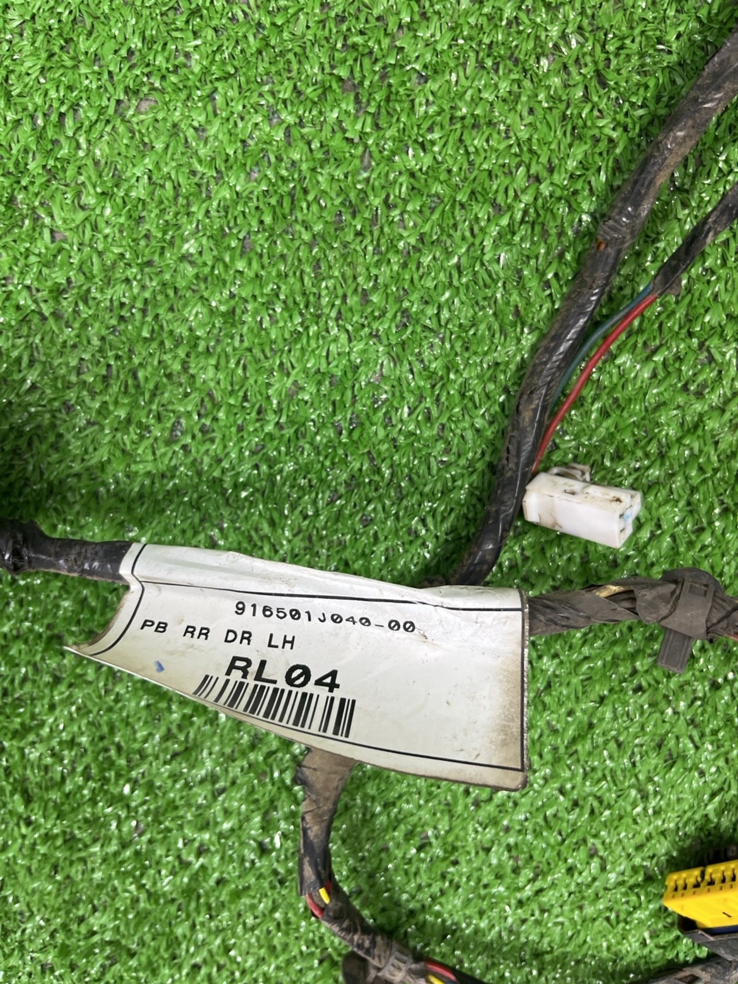 https://ycs.partsauto.market/partsauto-images/thmbs/userImages/cca1856e256b5441544f9aba03b424a6/part/06a5ab20-7859-4392-a4f7-11770414cd52_1782561854877.jpg