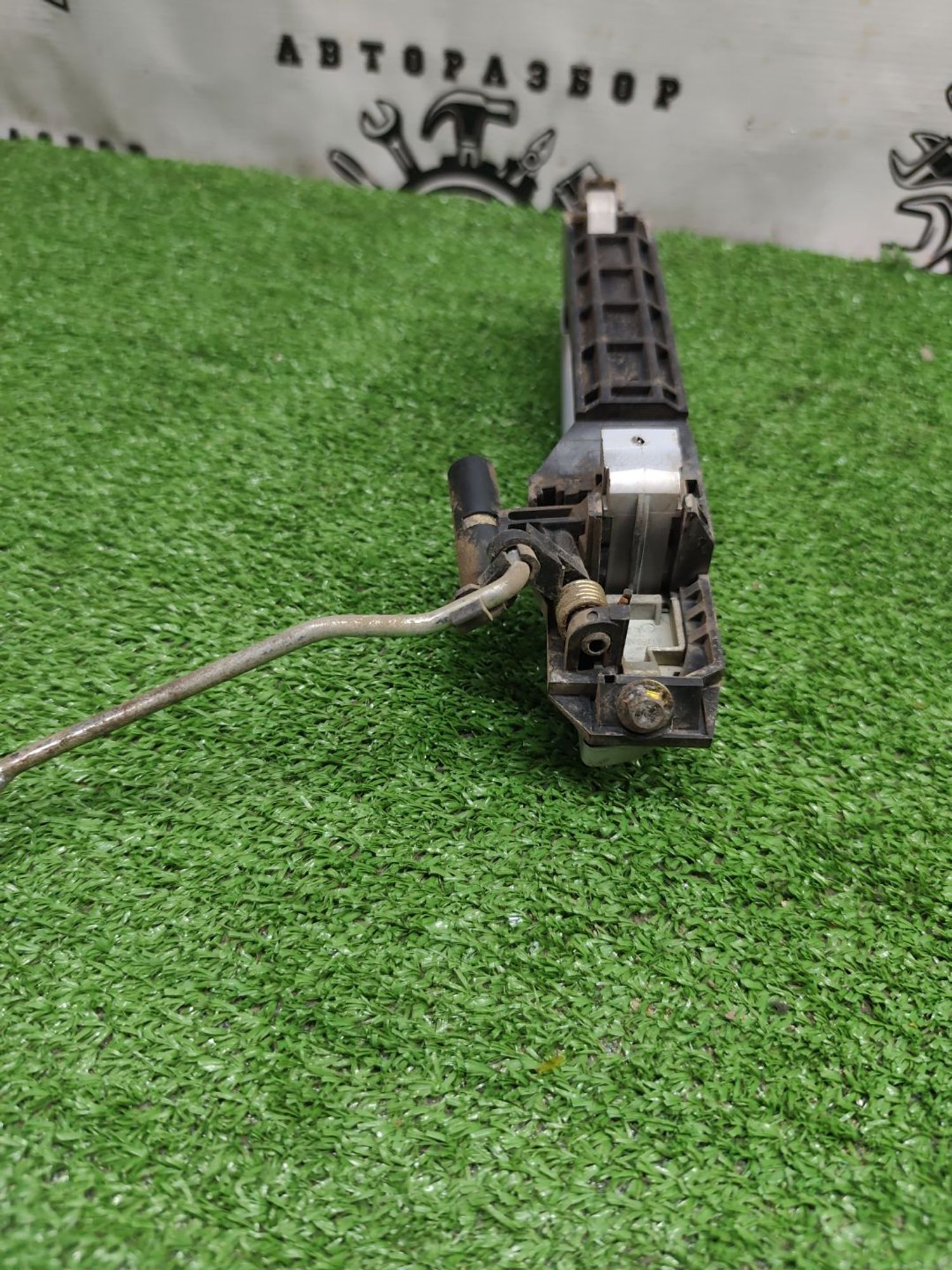 https://ycs.partsauto.market/partsauto-images/thmbs/userImages/cca1856e256b5441544f9aba03b424a6/part/077bb464-bd07-487c-b2e5-00bdb076c2dc_1780997412348.jpg