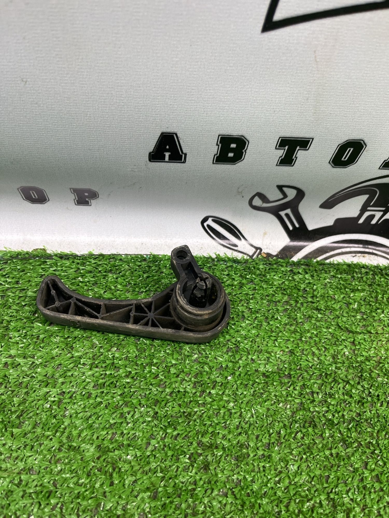 https://ycs.partsauto.market/partsauto-images/thmbs/userImages/cca1856e256b5441544f9aba03b424a6/part/08117908-8ee3-45cc-9b4a-553a3f615c90_1782822697397.jpg