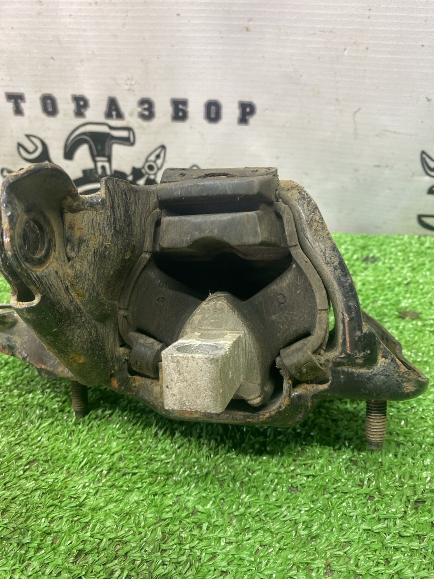 https://ycs.partsauto.market/partsauto-images/thmbs/userImages/cca1856e256b5441544f9aba03b424a6/part/081dcbac-7523-4374-9cd6-71b405fae7ca_1779088734587.jpg