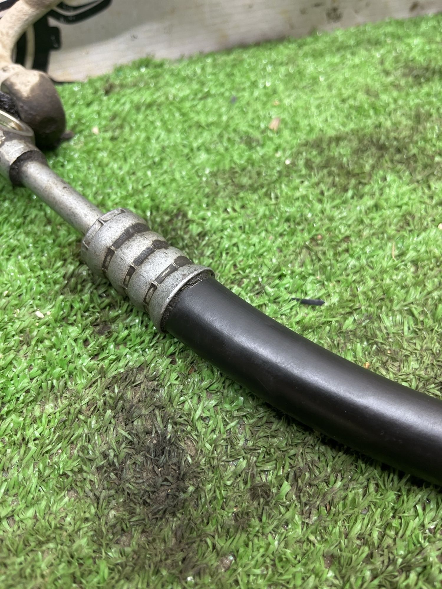 https://ycs.partsauto.market/partsauto-images/thmbs/userImages/cca1856e256b5441544f9aba03b424a6/part/08274228-f30c-4693-902b-9dd57d604039_1779435049500.jpg