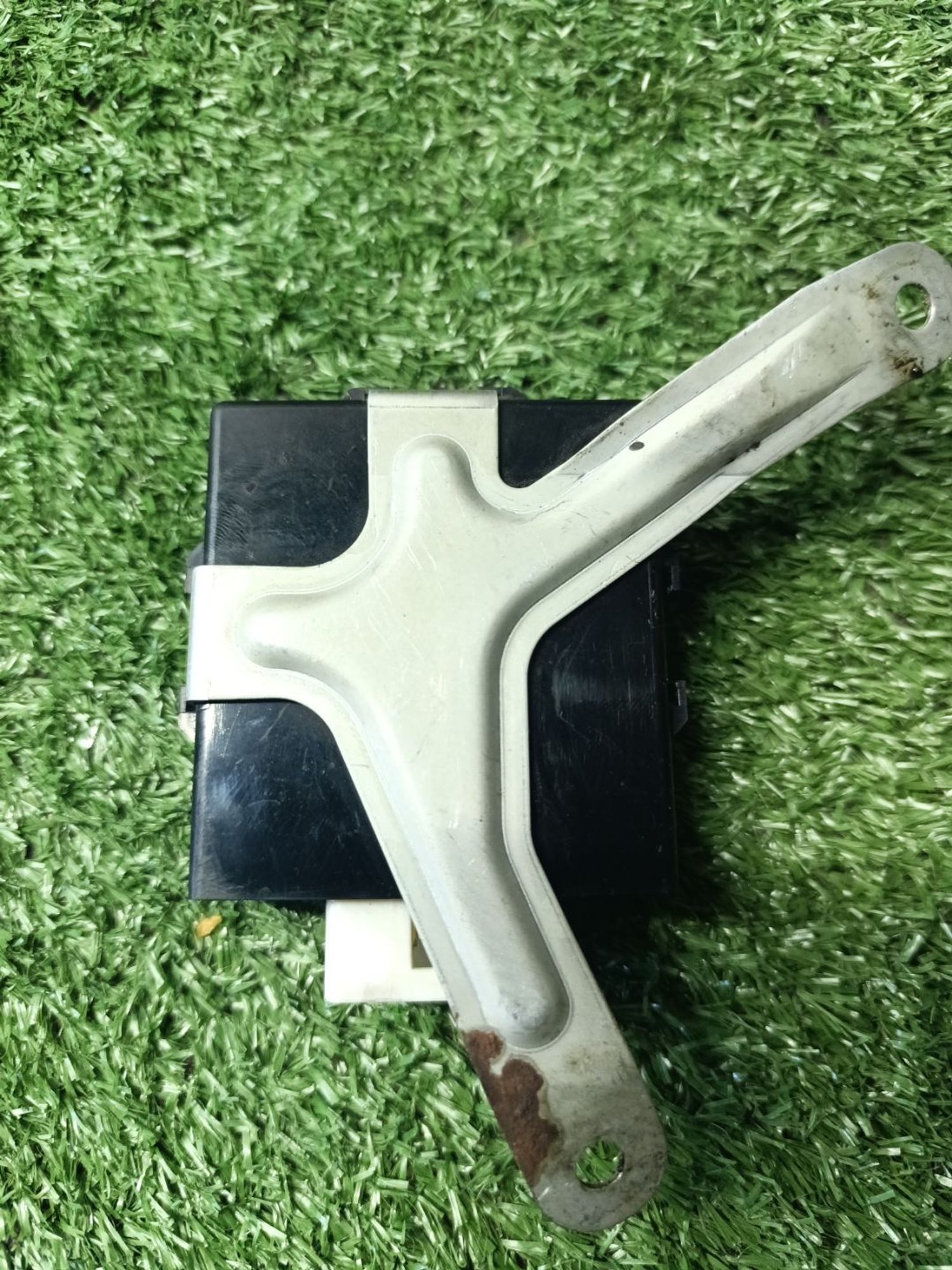 https://ycs.partsauto.market/partsauto-images/thmbs/userImages/cca1856e256b5441544f9aba03b424a6/part/08379ce1-7c98-4367-963e-957c7b780bf7_1787051899237.jpg