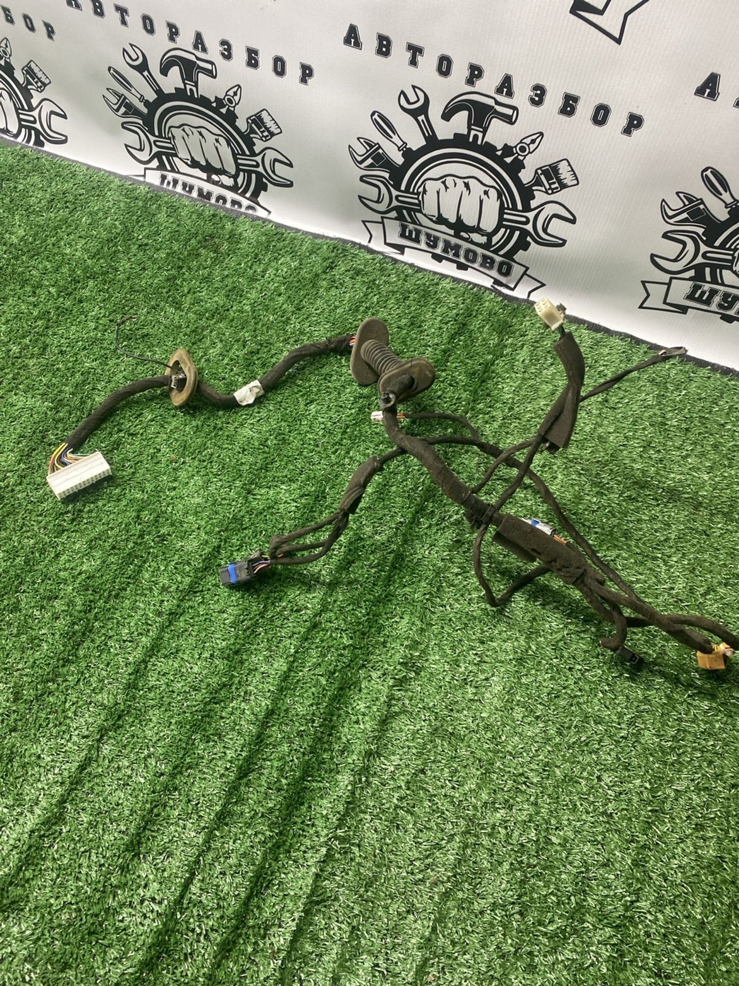 https://ycs.partsauto.market/partsauto-images/thmbs/userImages/cca1856e256b5441544f9aba03b424a6/part/08a8f3ae-51d7-4769-83c4-a2cd66532e74_1781086099917.jpg
