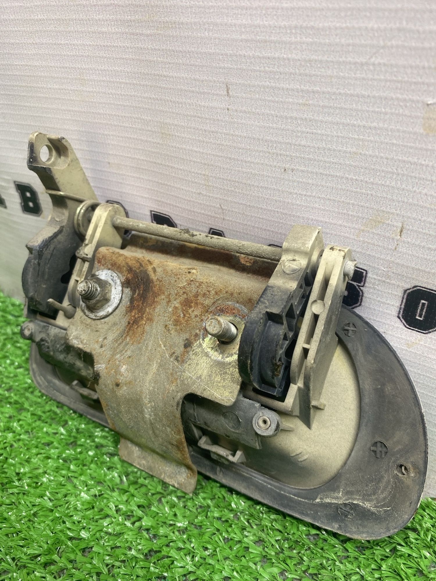 https://ycs.partsauto.market/partsauto-images/thmbs/userImages/cca1856e256b5441544f9aba03b424a6/part/0999eb85-a927-4195-9b87-2cd29a4936d5_1780465820528.jpg