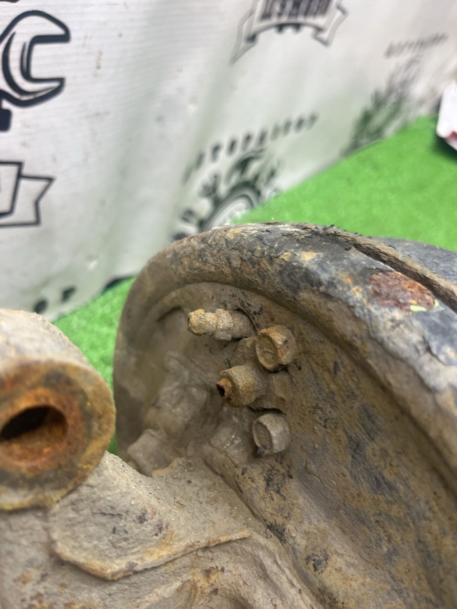 https://ycs.partsauto.market/partsauto-images/thmbs/userImages/cca1856e256b5441544f9aba03b424a6/part/0a0d13a8-0f8f-4f8d-ad2f-34d78b8b89fb_1780297397908.jpg