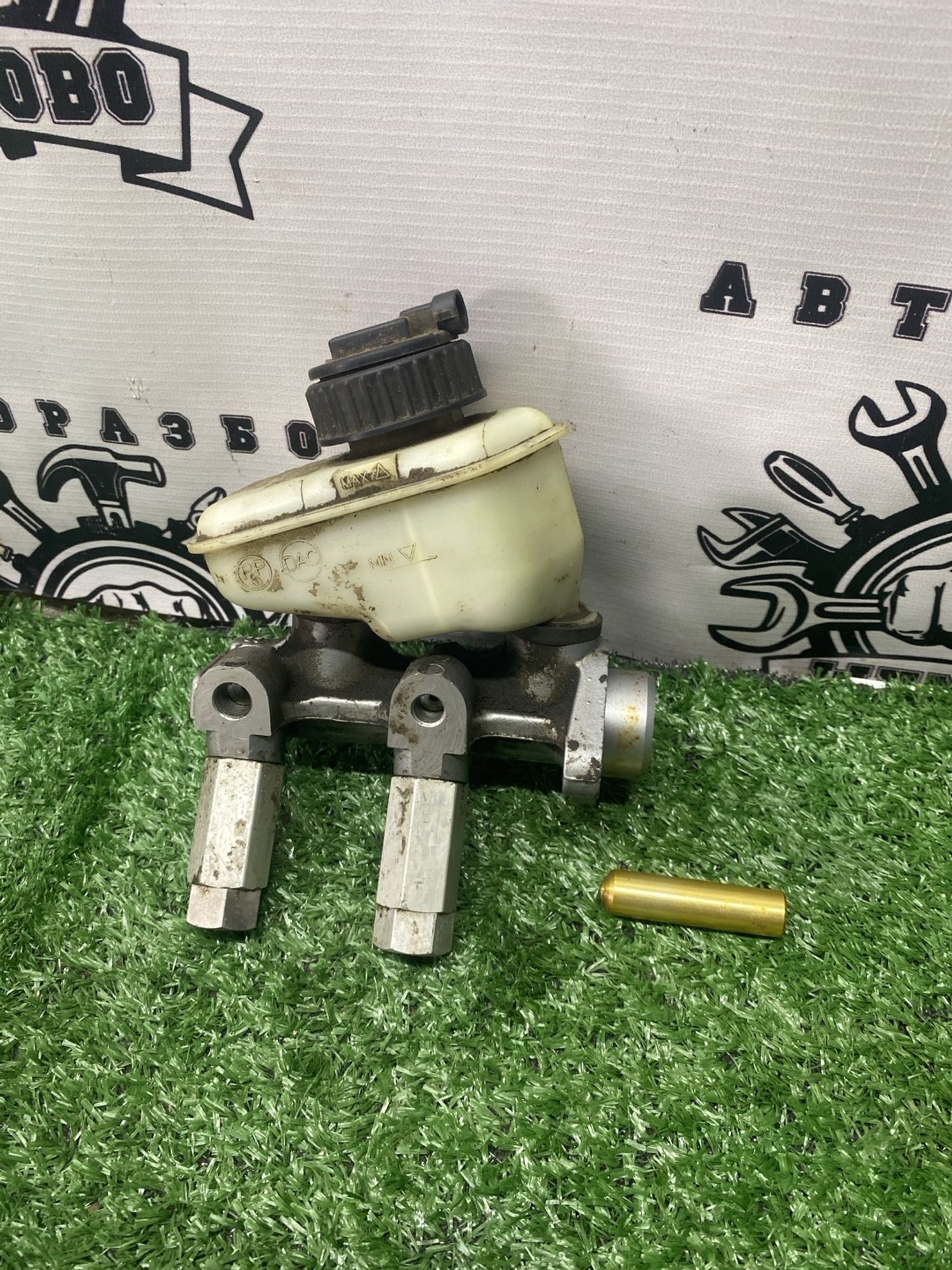 https://ycs.partsauto.market/partsauto-images/thmbs/userImages/cca1856e256b5441544f9aba03b424a6/part/0ab4ccc2-6815-452f-baff-d6108fa0745b_1780482193811.jpg