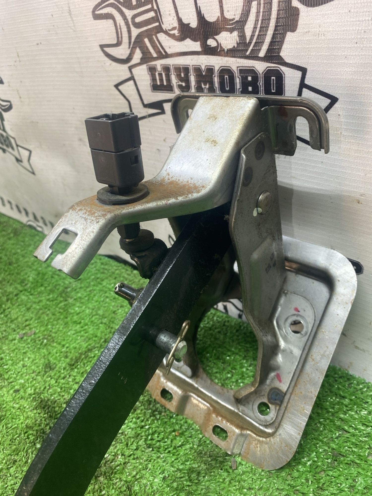 https://ycs.partsauto.market/partsauto-images/thmbs/userImages/cca1856e256b5441544f9aba03b424a6/part/0ac81985-3392-406f-bf59-e4fd5182d79d_1779433946715.jpg