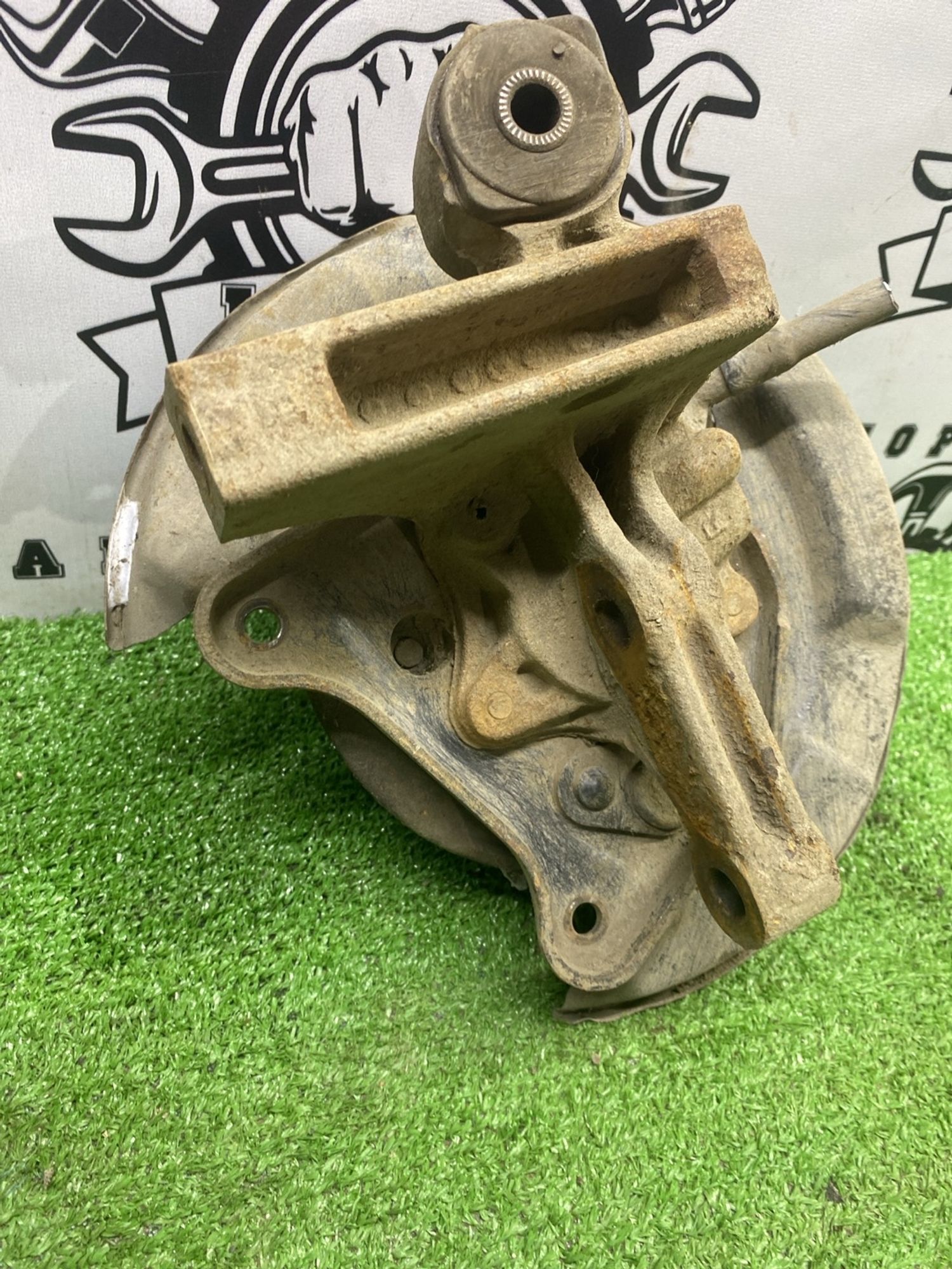 https://ycs.partsauto.market/partsauto-images/thmbs/userImages/cca1856e256b5441544f9aba03b424a6/part/0ae341ab-346f-482a-886f-e8b02f58190f_1786095495231.jpg