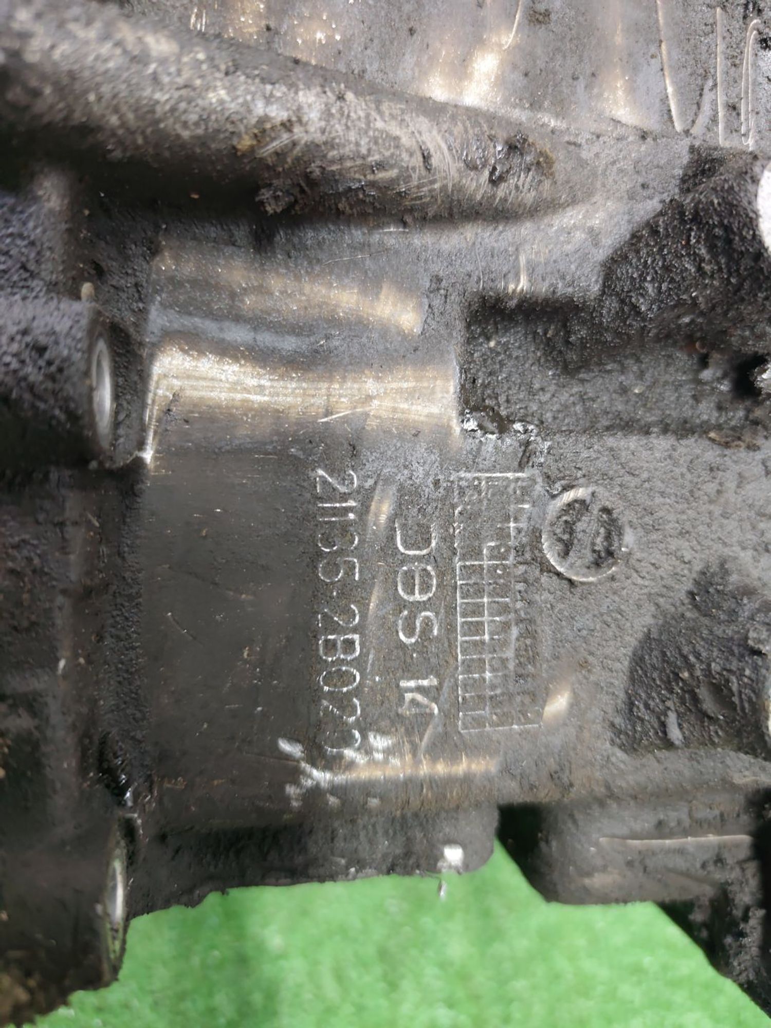 https://ycs.partsauto.market/partsauto-images/thmbs/userImages/cca1856e256b5441544f9aba03b424a6/part/0bf8adbf-6261-4253-b2ca-ec39fcbfa3ac_1778759270714.jpg