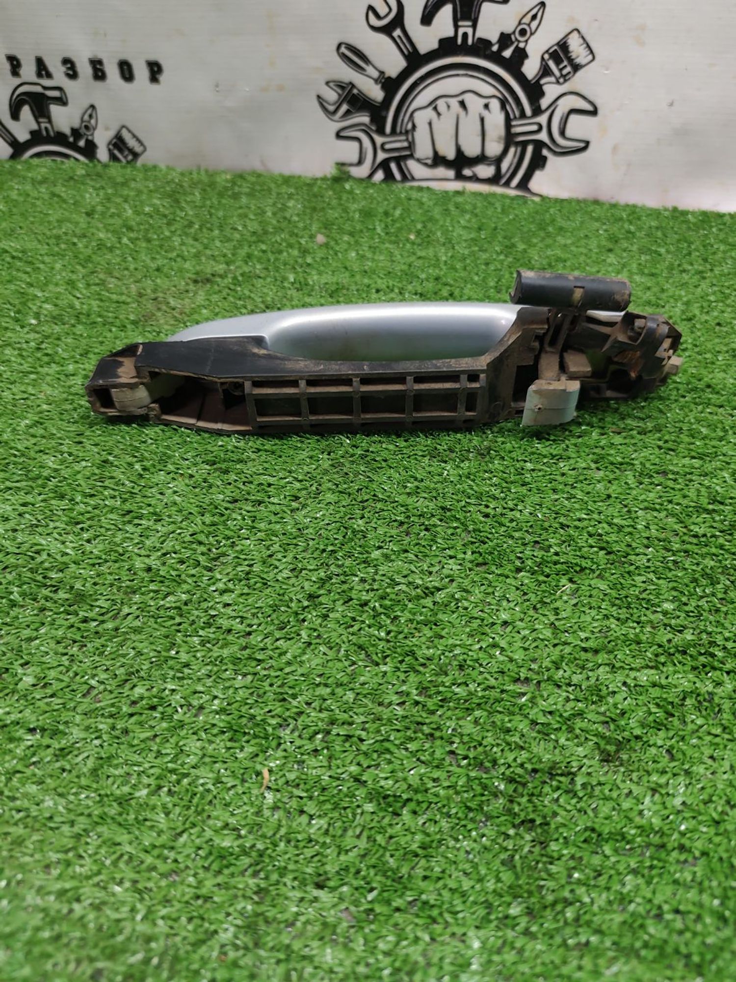 https://ycs.partsauto.market/partsauto-images/thmbs/userImages/cca1856e256b5441544f9aba03b424a6/part/0c1749e3-06fc-4ef1-b1ae-35cb66231306_1780998645558.jpg