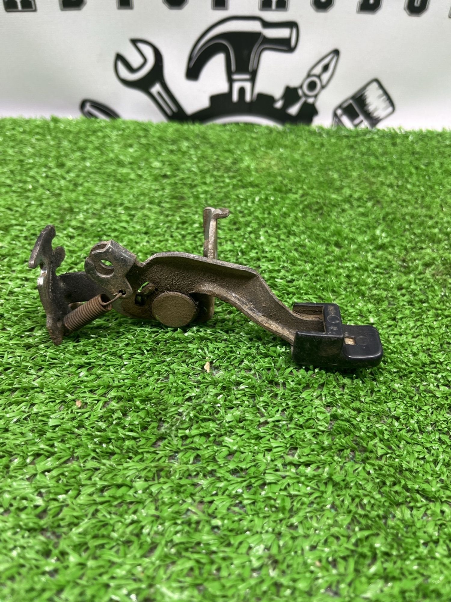 https://ycs.partsauto.market/partsauto-images/thmbs/userImages/cca1856e256b5441544f9aba03b424a6/part/0c1cb498-5611-4f0e-a8ee-1a7fb194a620_1782548565045.jpg