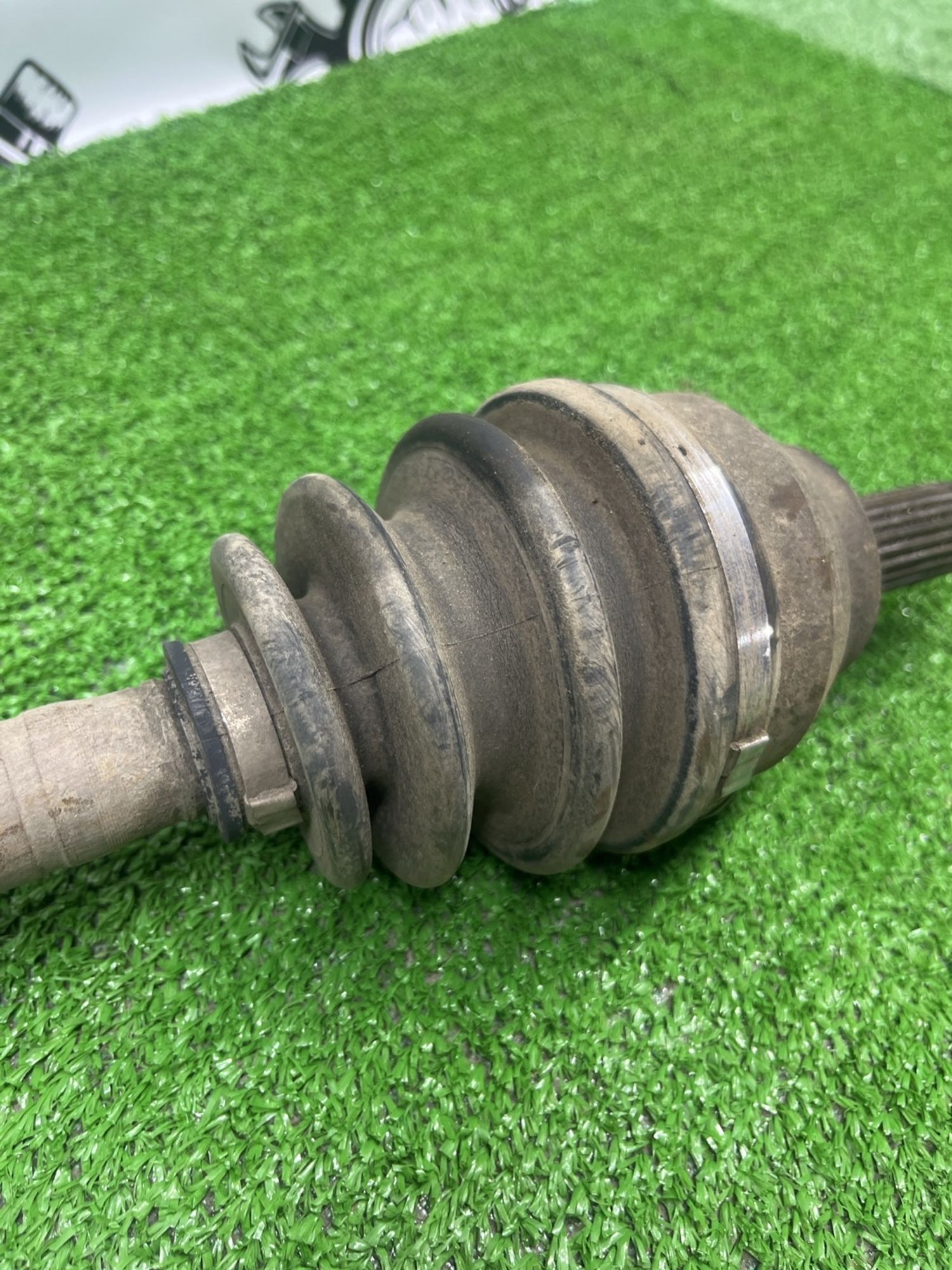https://ycs.partsauto.market/partsauto-images/thmbs/userImages/cca1856e256b5441544f9aba03b424a6/part/0d9e7969-3c95-4591-bf18-de424cd1eda6_1781087374895.jpg