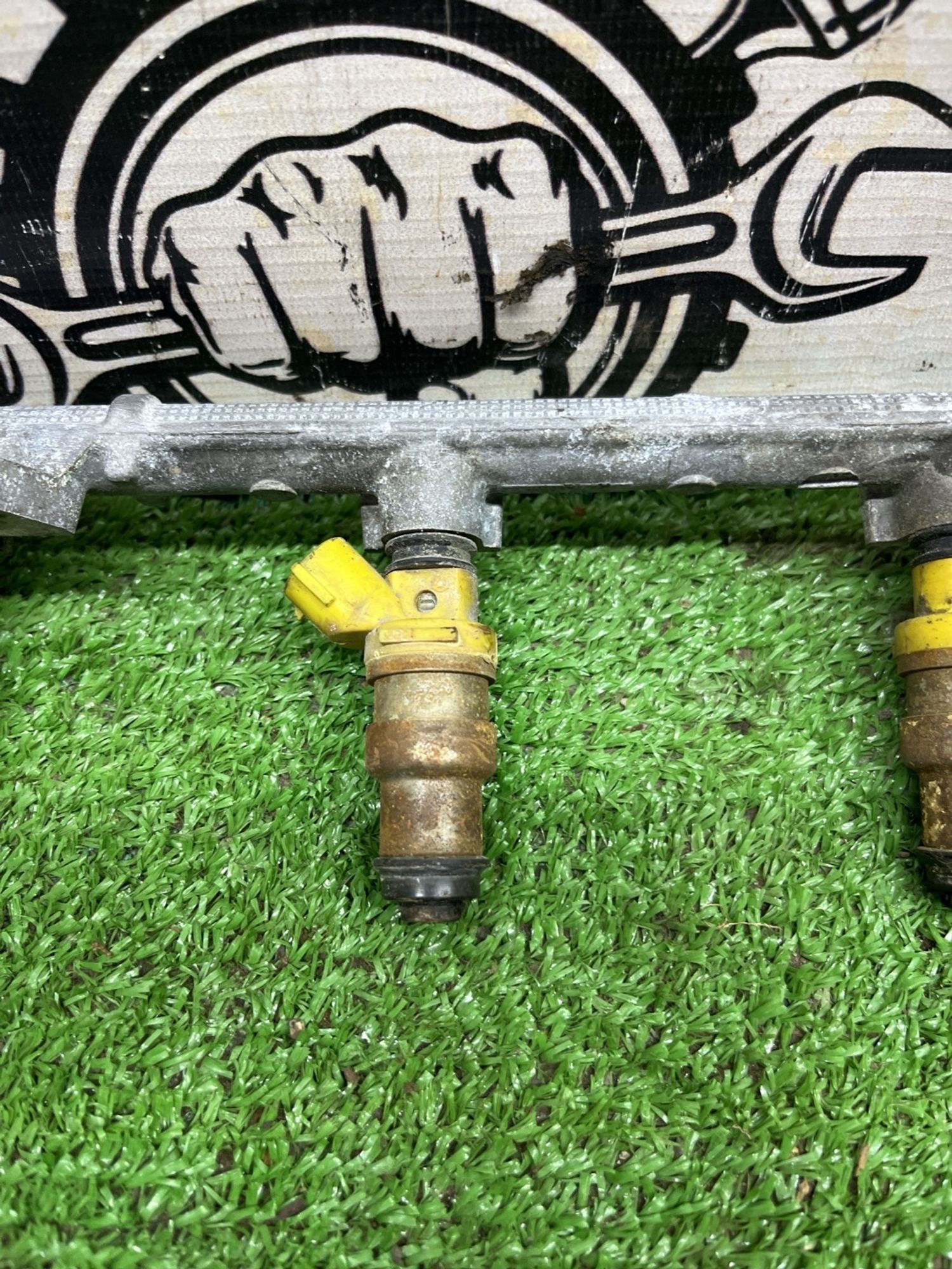 https://ycs.partsauto.market/partsauto-images/thmbs/userImages/cca1856e256b5441544f9aba03b424a6/part/0e88ed0b-5c9e-46cc-b1a8-e0d0fb1c0490_1776748745642.jpg