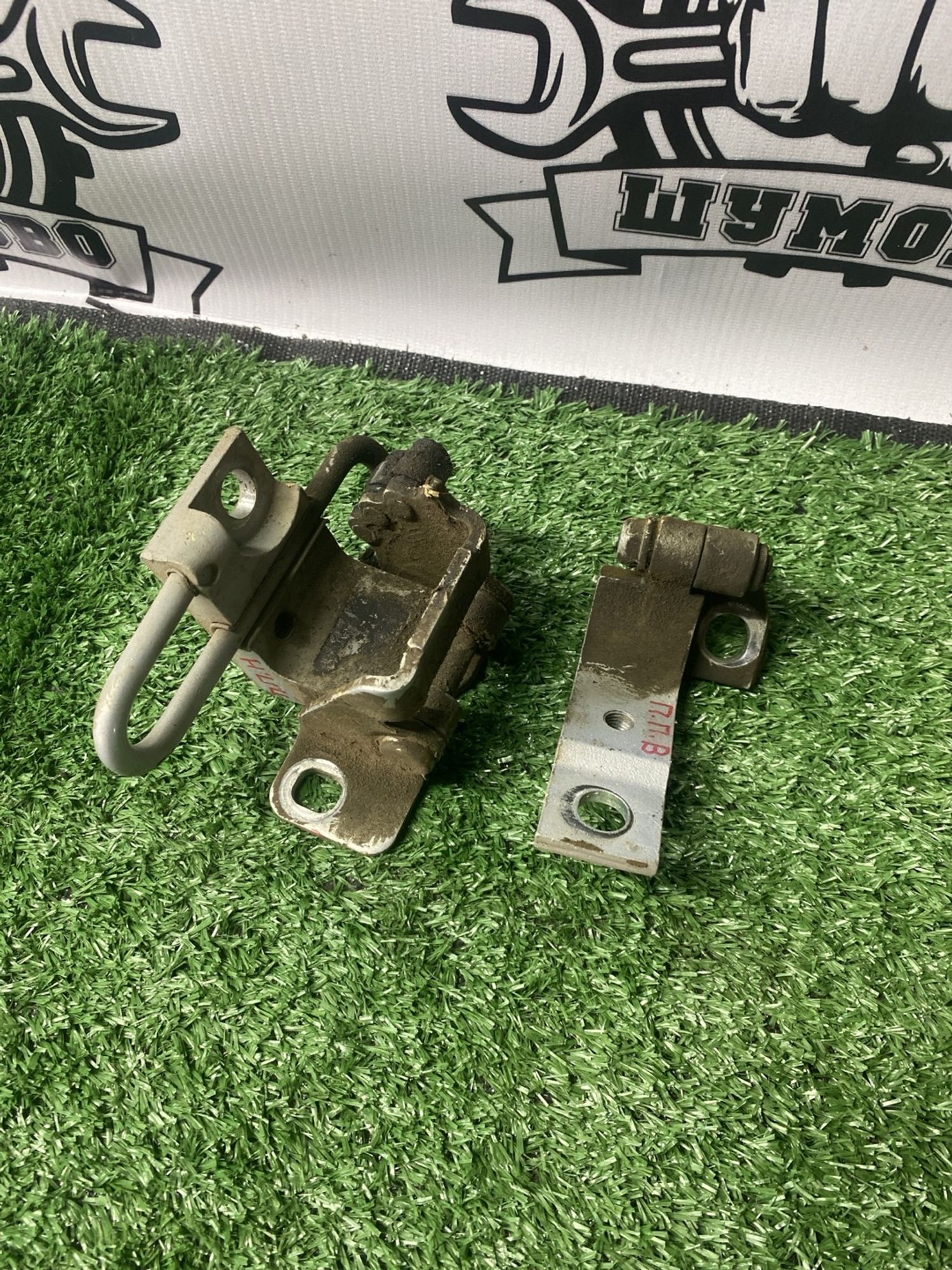 https://ycs.partsauto.market/partsauto-images/thmbs/userImages/cca1856e256b5441544f9aba03b424a6/part/0f045464-7a80-4739-9c3f-a2fae14a740c_1781085676432.jpg