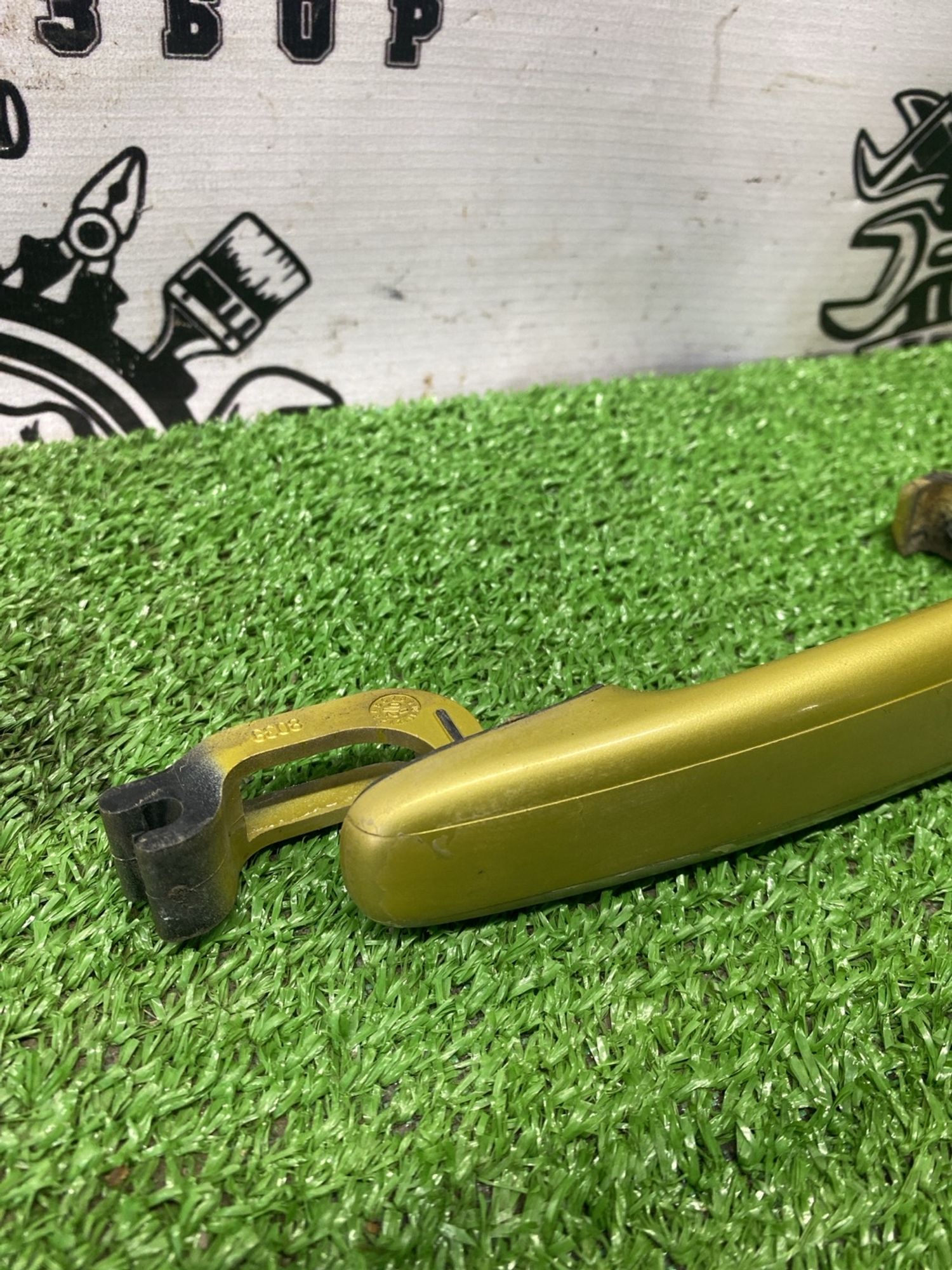 https://ycs.partsauto.market/partsauto-images/thmbs/userImages/cca1856e256b5441544f9aba03b424a6/part/0f09dacd-98ae-47e3-ab37-7043b57d1361_1777457940355.jpg