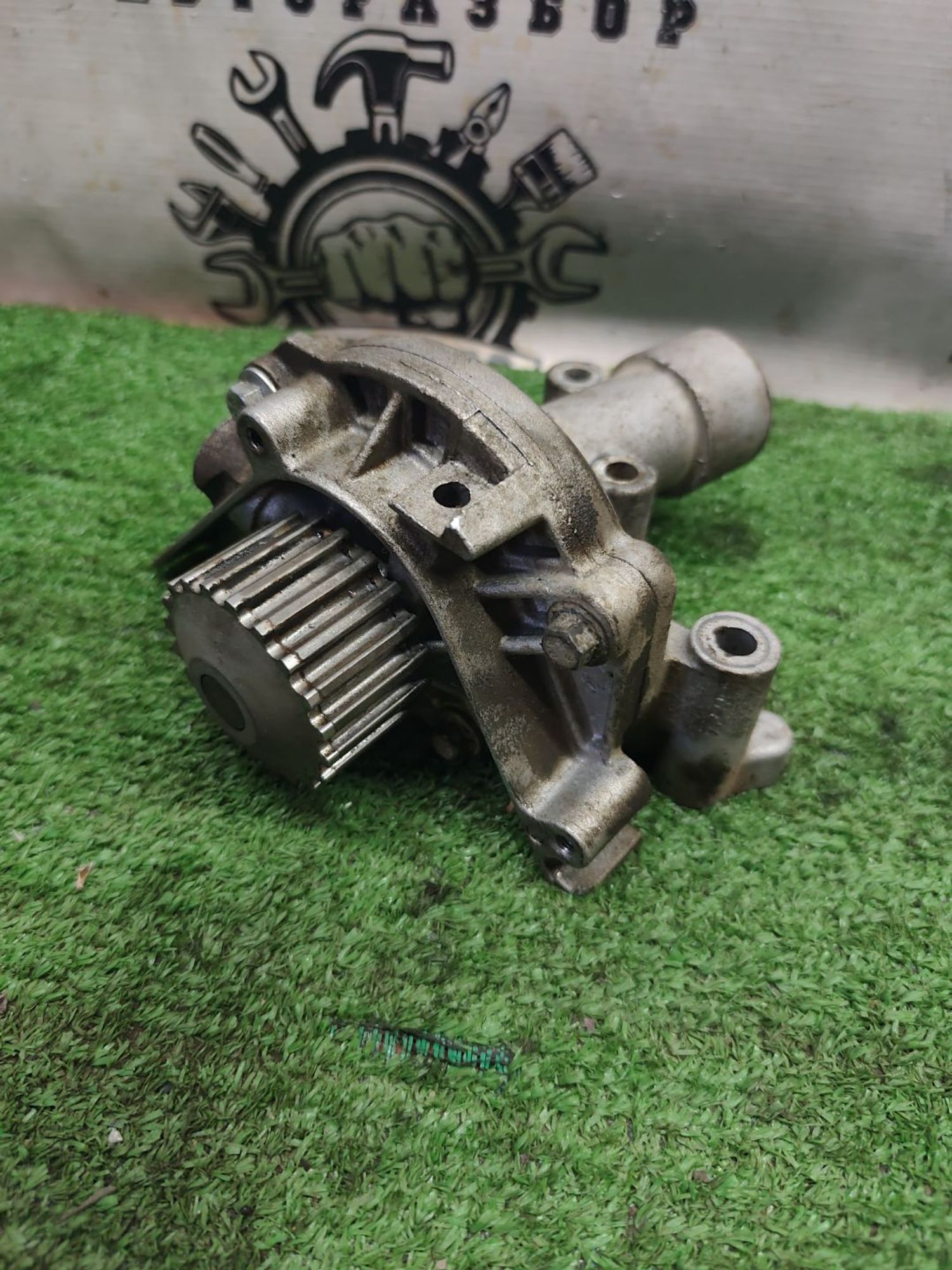 https://ycs.partsauto.market/partsauto-images/thmbs/userImages/cca1856e256b5441544f9aba03b424a6/part/0f295b49-ac7f-4dba-bfe0-355468931cf5_1777804040202.jpg