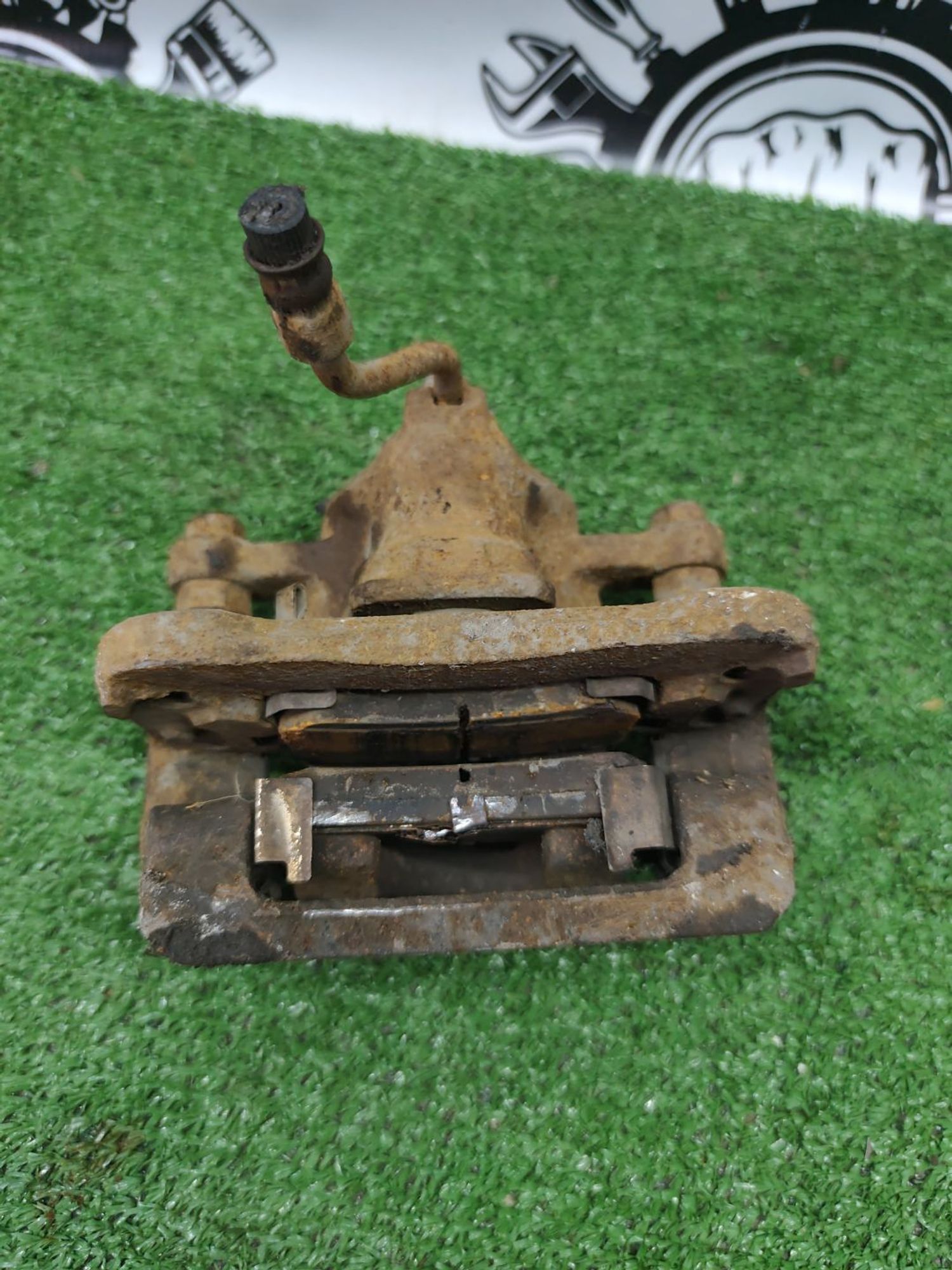 https://ycs.partsauto.market/partsauto-images/thmbs/userImages/cca1856e256b5441544f9aba03b424a6/part/0f367055-2871-4bf0-8e95-ea136e6735df_1783578759938.jpg