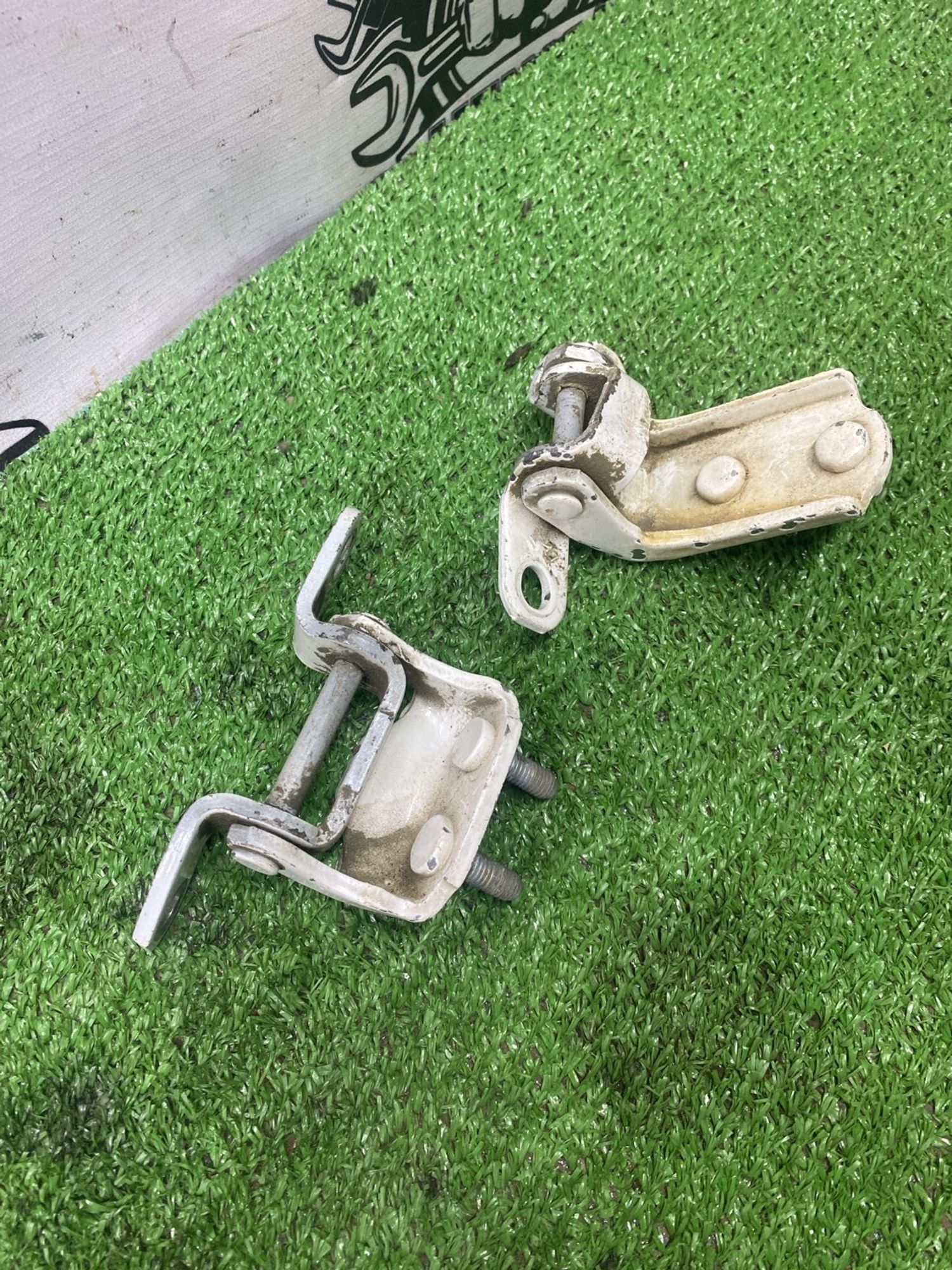 https://ycs.partsauto.market/partsauto-images/thmbs/userImages/cca1856e256b5441544f9aba03b424a6/part/0fadf161-4e78-45a4-a994-9ad6e64be191_1779087934873.jpg