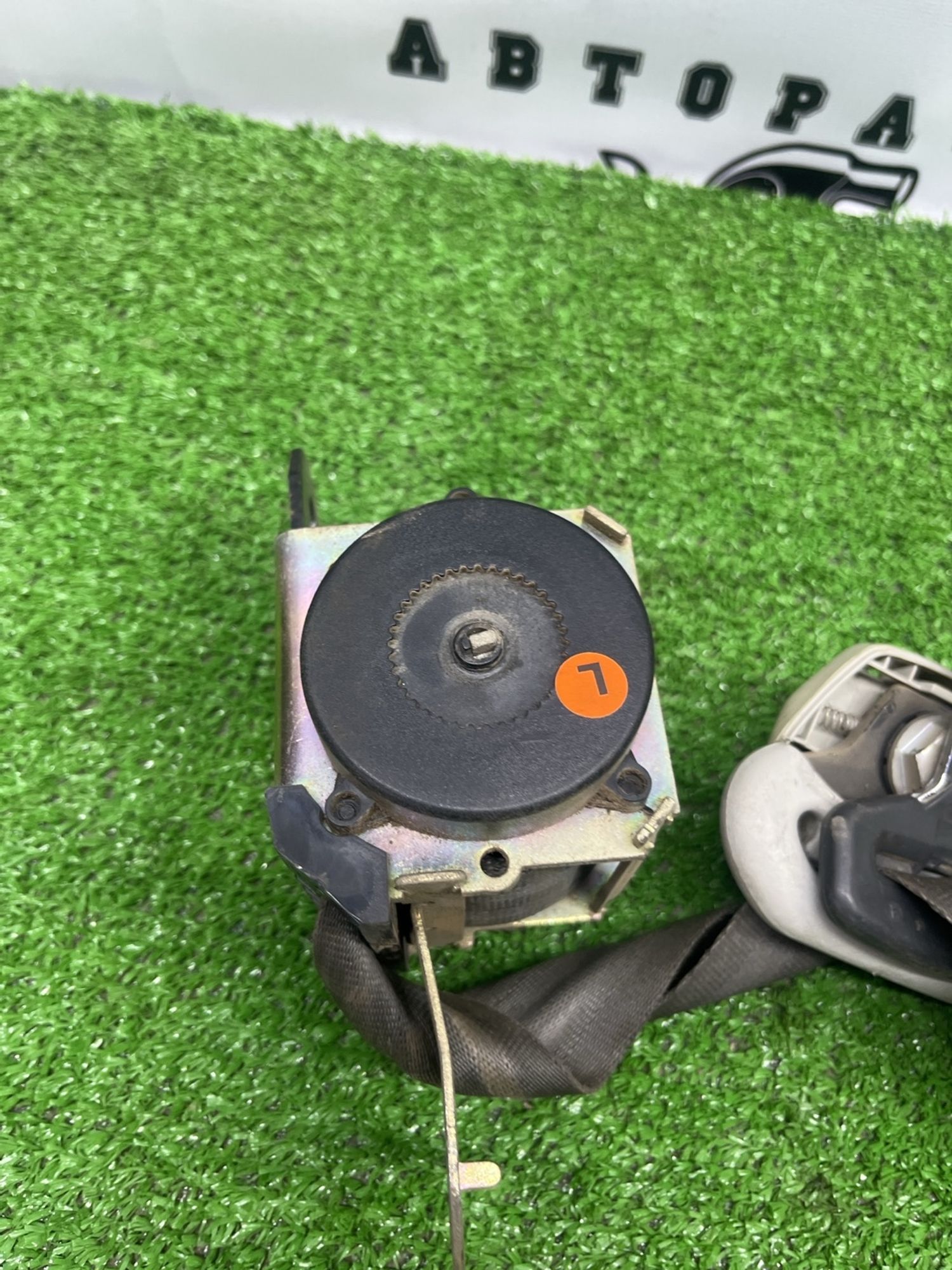 https://ycs.partsauto.market/partsauto-images/thmbs/userImages/cca1856e256b5441544f9aba03b424a6/part/103ca1b0-3db0-49c1-9eb5-f595a3803518_1781087931836.jpg