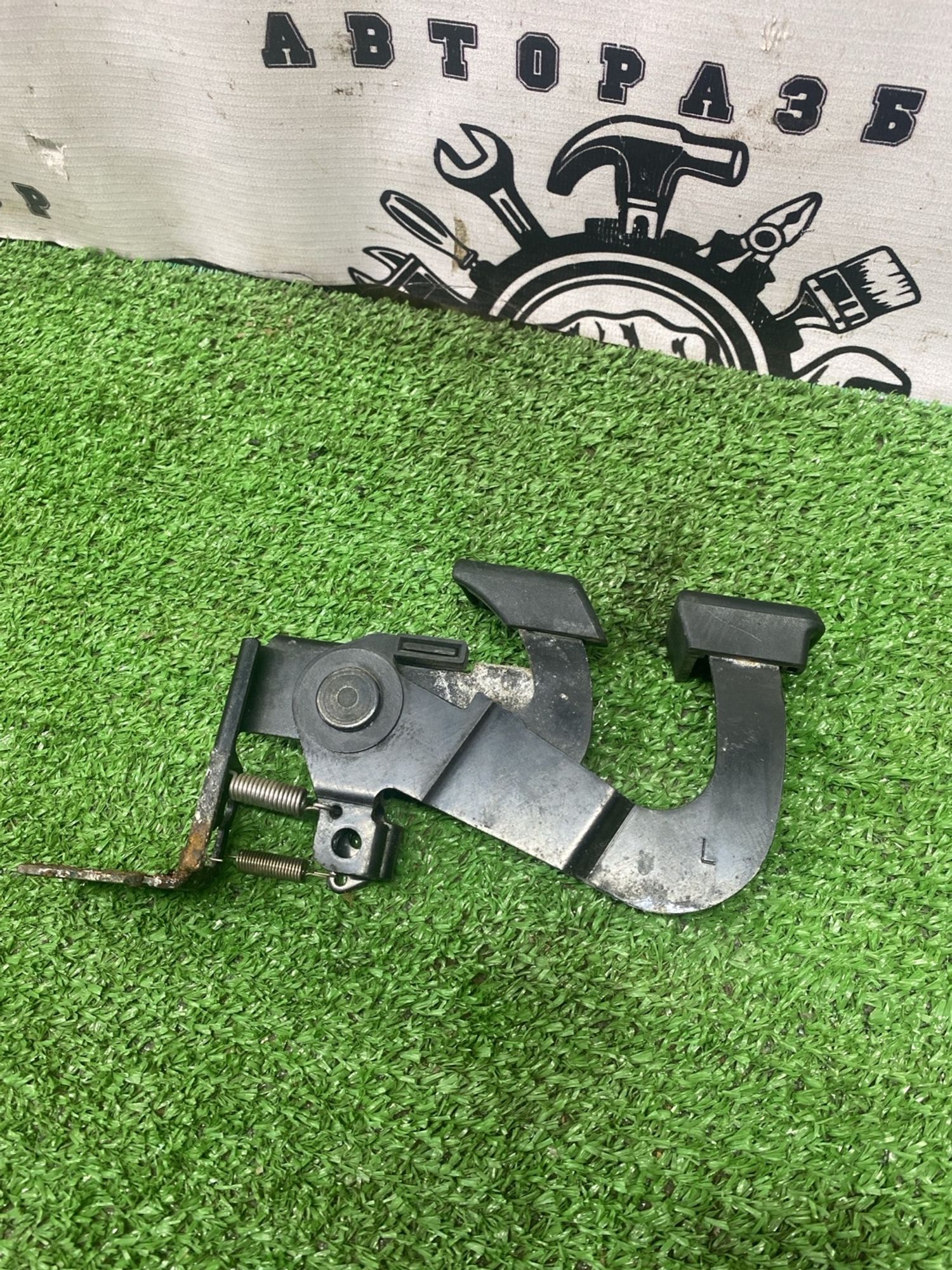 https://ycs.partsauto.market/partsauto-images/thmbs/userImages/cca1856e256b5441544f9aba03b424a6/part/1175ea2e-cf9f-4fed-9bac-a42eb241f241_1777280906953.jpg
