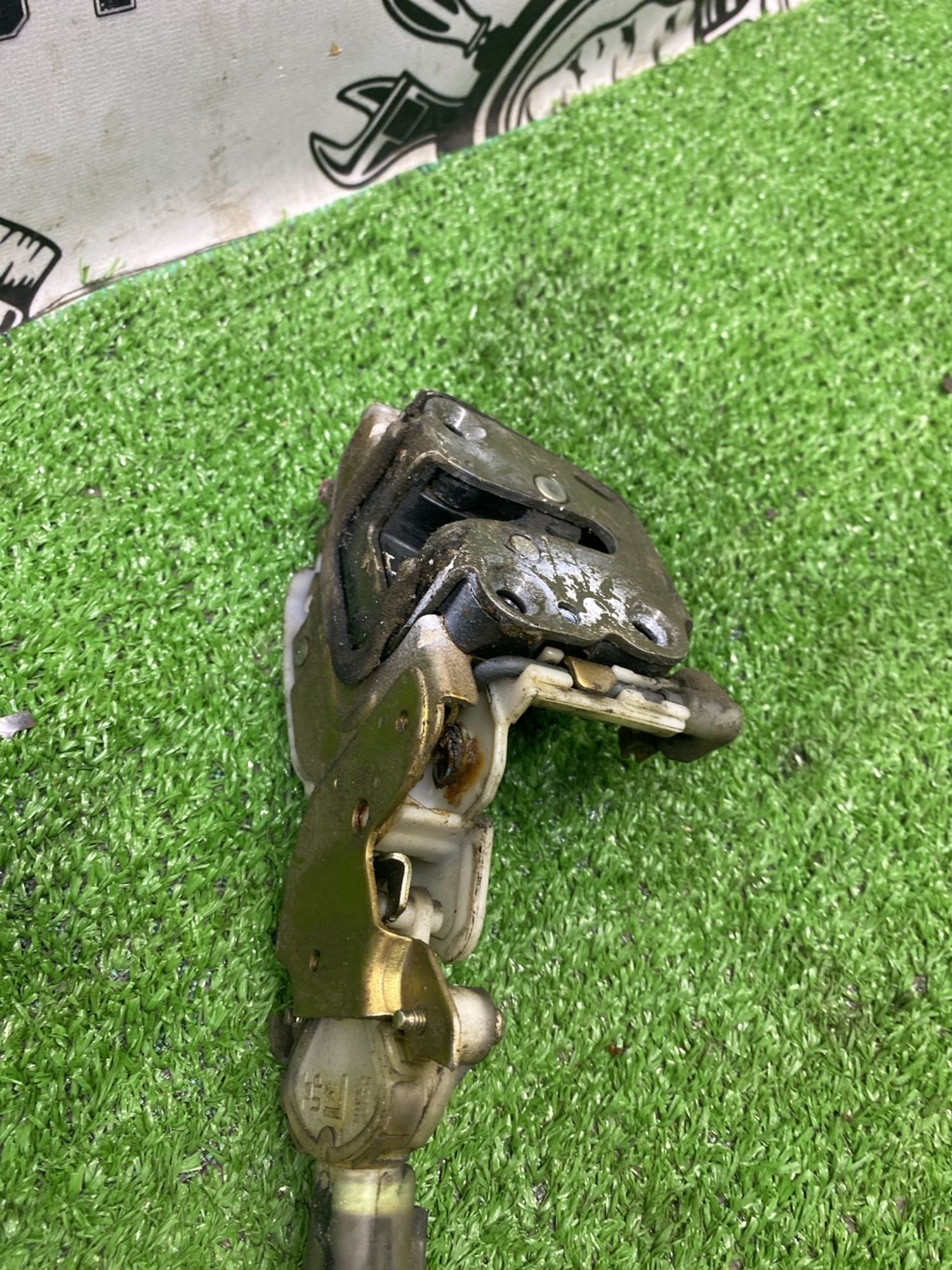 https://ycs.partsauto.market/partsauto-images/thmbs/userImages/cca1856e256b5441544f9aba03b424a6/part/11df5c51-4dbc-4444-beaa-3f0ac6675cfa_1789374789166.jpg