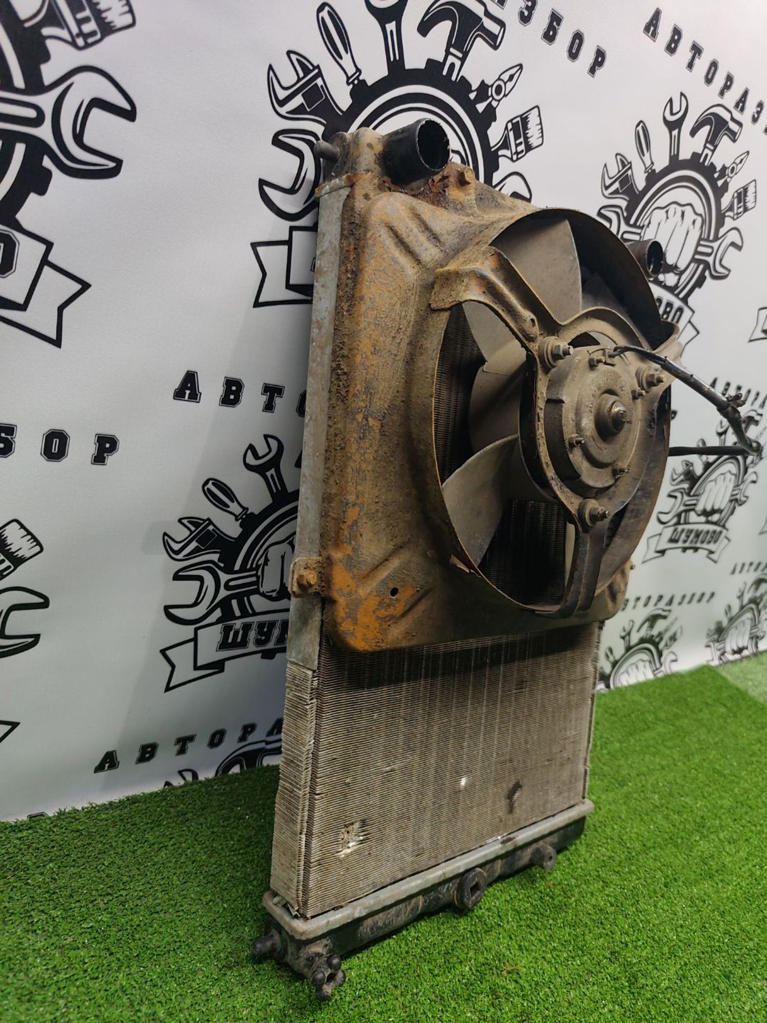https://ycs.partsauto.market/partsauto-images/thmbs/userImages/cca1856e256b5441544f9aba03b424a6/part/1227f917-aba8-4298-9024-8ff579bee2eb_1781177904951.jpg