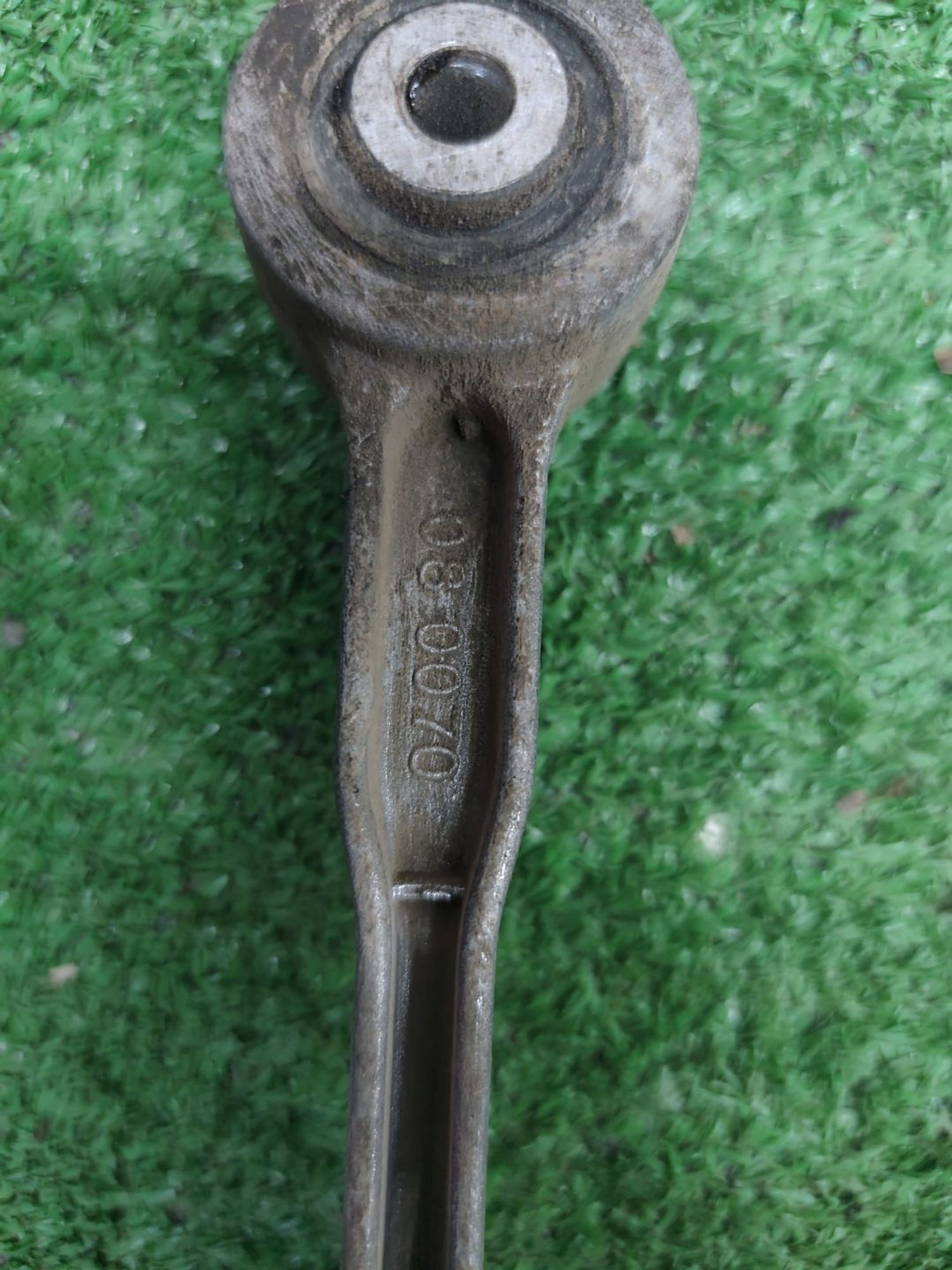 https://ycs.partsauto.market/partsauto-images/thmbs/userImages/cca1856e256b5441544f9aba03b424a6/part/132b7333-71e5-4daa-8549-60853fb5d5ea_1777281975538.jpg