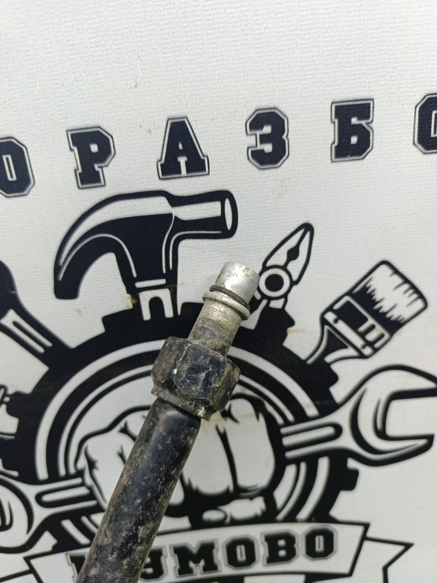https://ycs.partsauto.market/partsauto-images/thmbs/userImages/cca1856e256b5441544f9aba03b424a6/part/13369397-2f6c-46c0-b13d-b3c3844d53c5_1789470545116.jpg